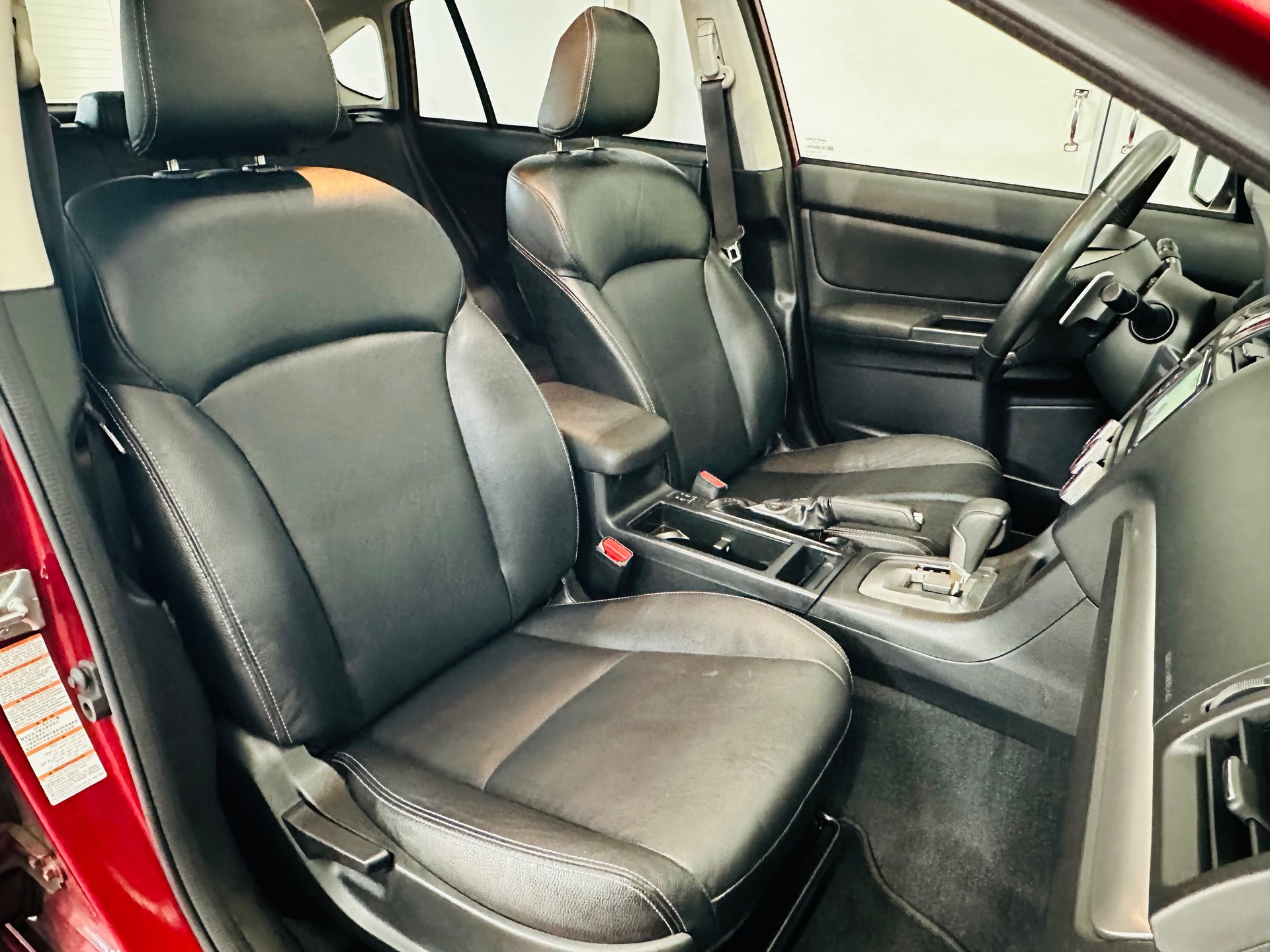 SUBARU XV 2.0 Swiss Three AWD CVT-image-15