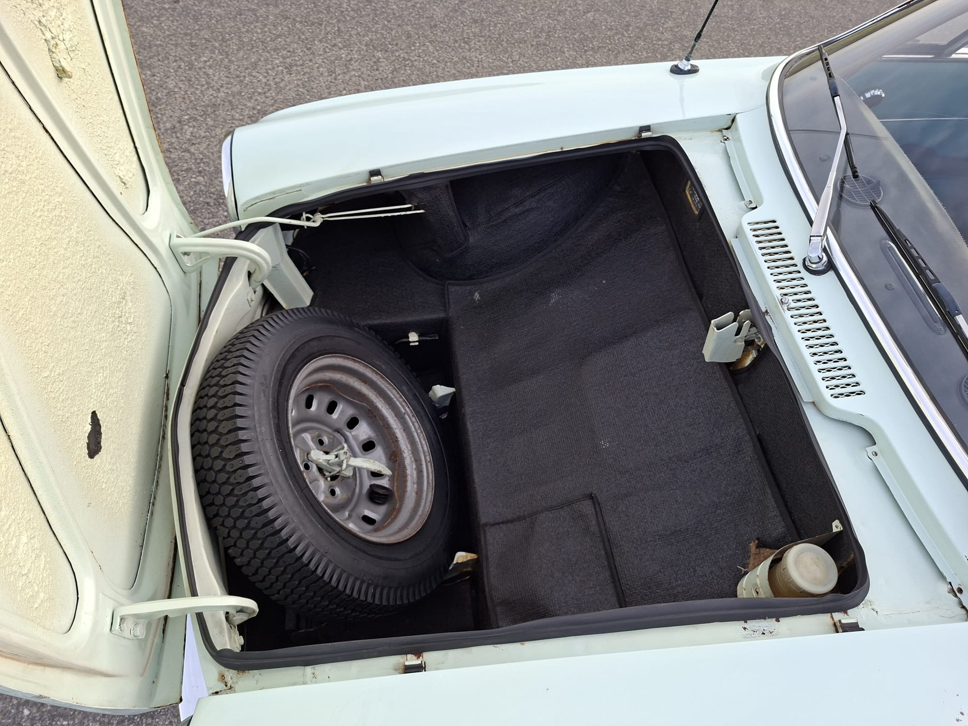 SIMCA 1000 Coupe-image-13