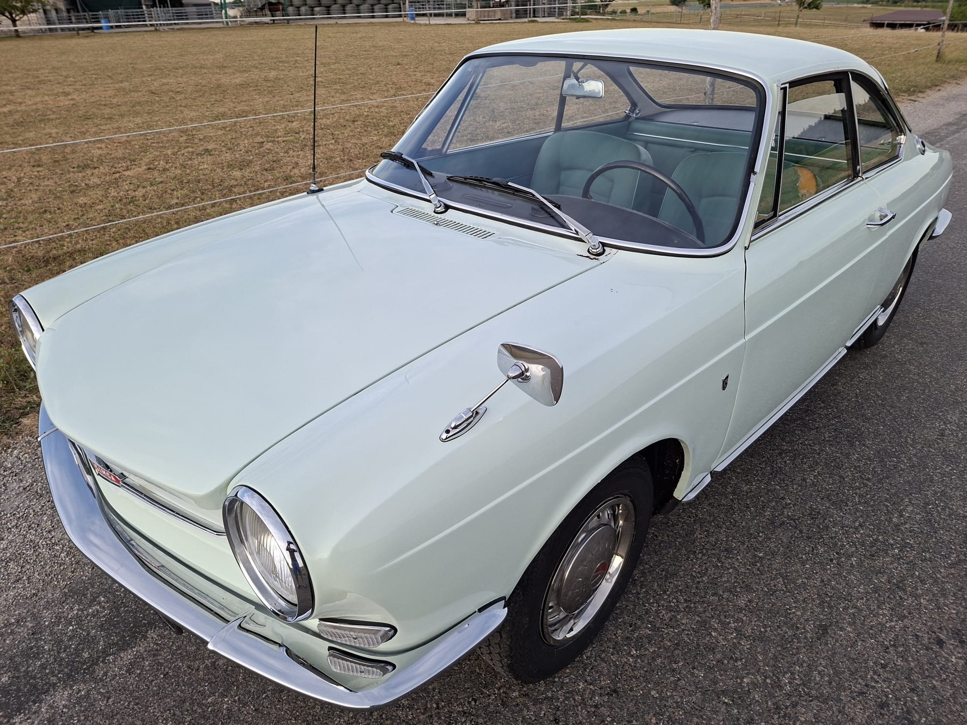 SIMCA 1000 Coupe-image-1