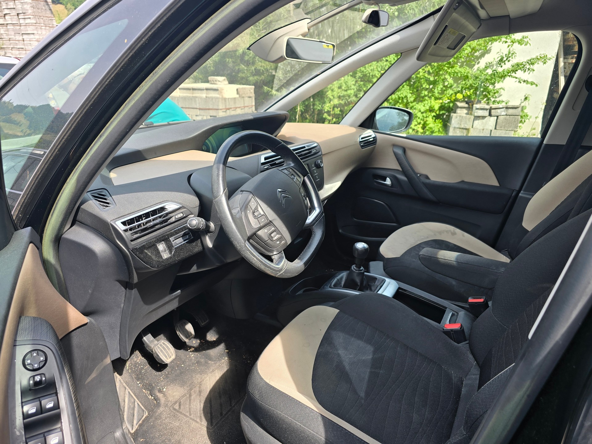 CITROEN Grand C4 Picasso 1.6 e-HDi Exclusive-image-7