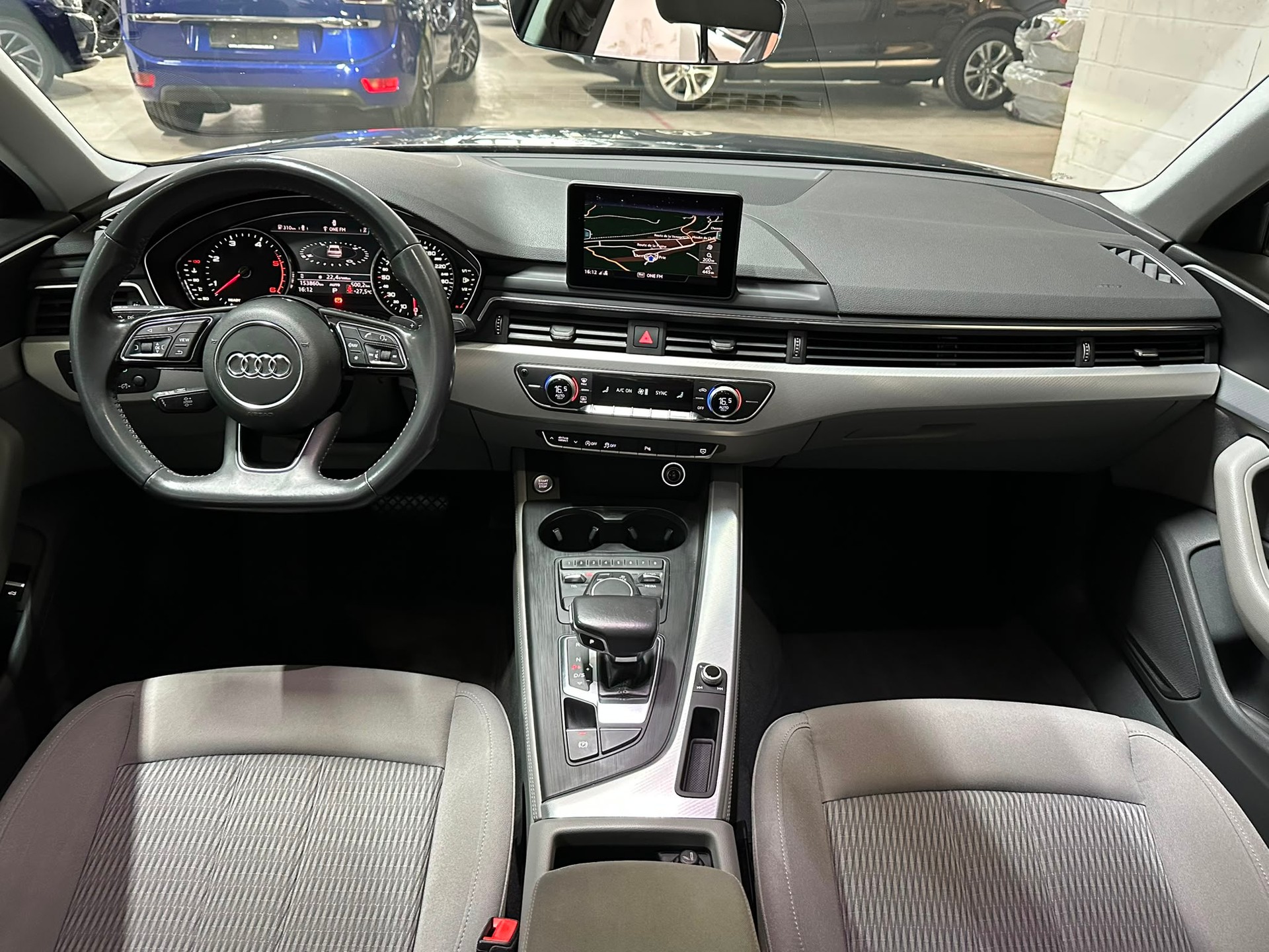 AUDI A4 Limousine 3.0 TDI S-tronic-image-9