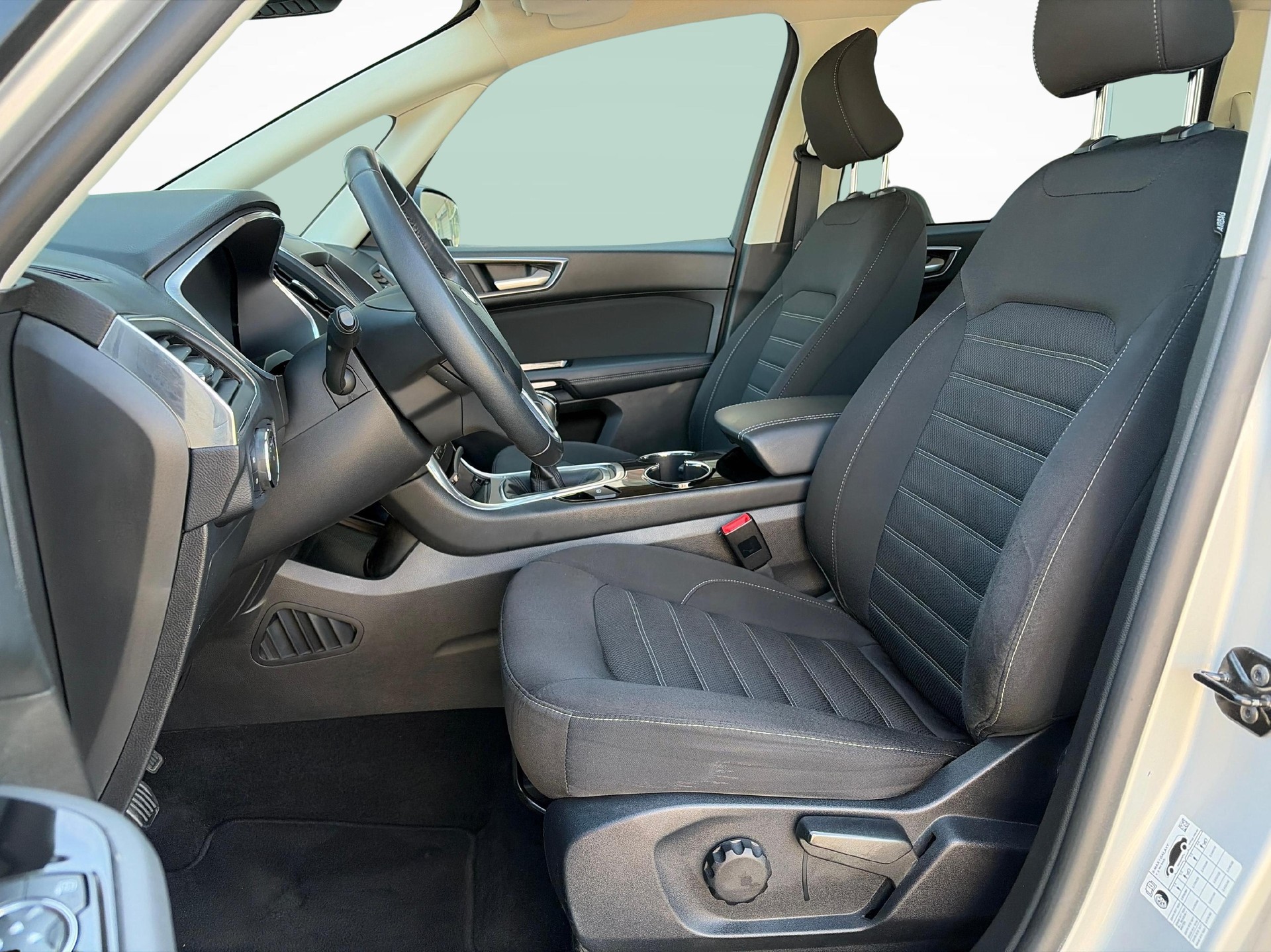 FORD Galaxy 1.5 EcoB Titanium 7P-image-9