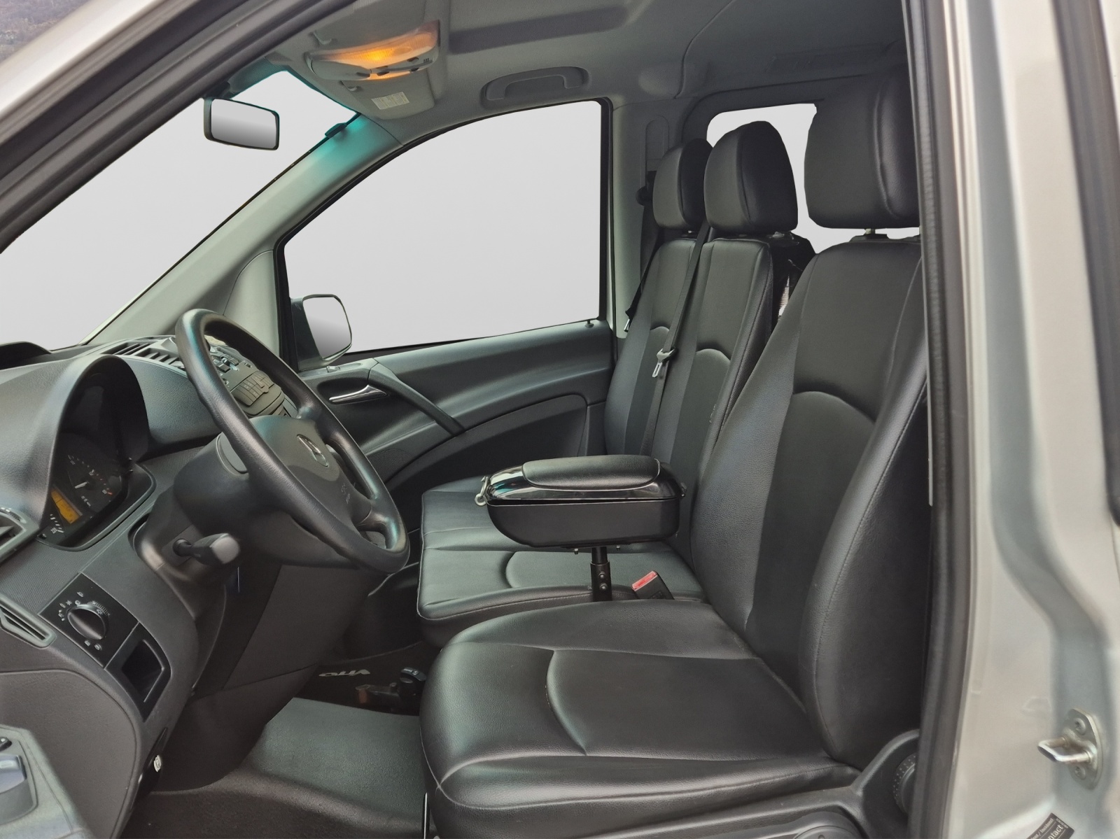 MERCEDES-BENZ Vito 116 CDI Blue Efficiency EL 4Matic A-image-10