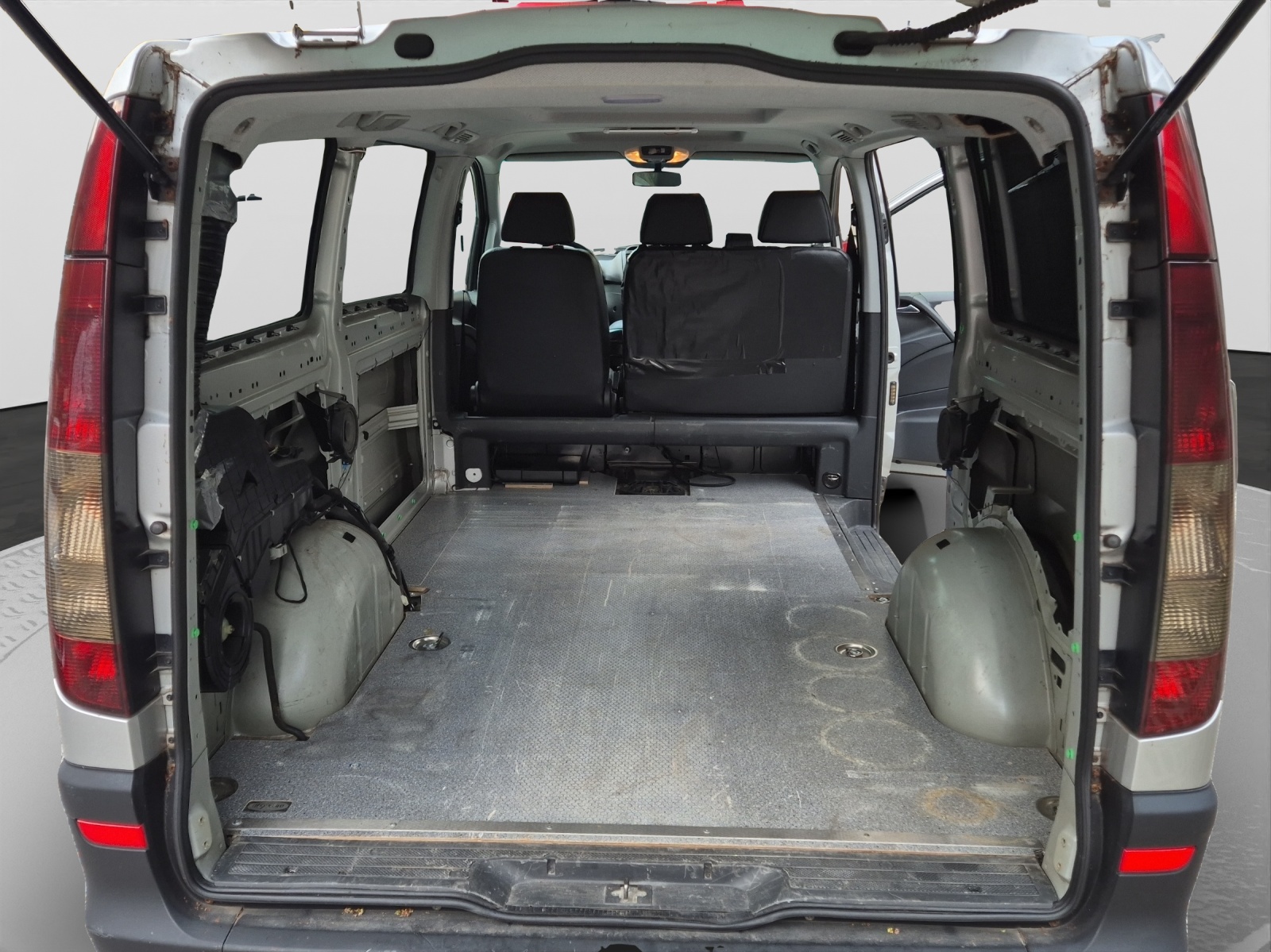 MERCEDES-BENZ Vito 116 CDI Blue Efficiency EL 4Matic A-image-8