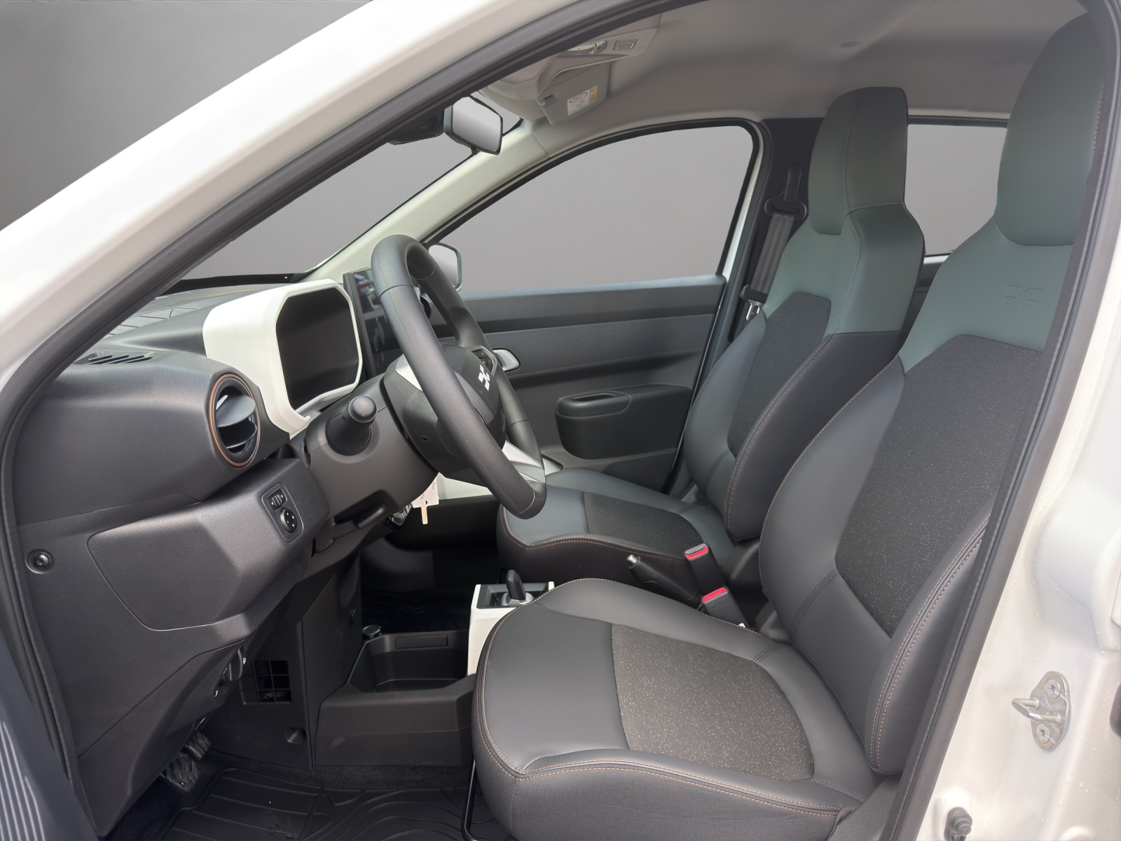DACIA Spring 27 kWh Extreme-showroom-element-1