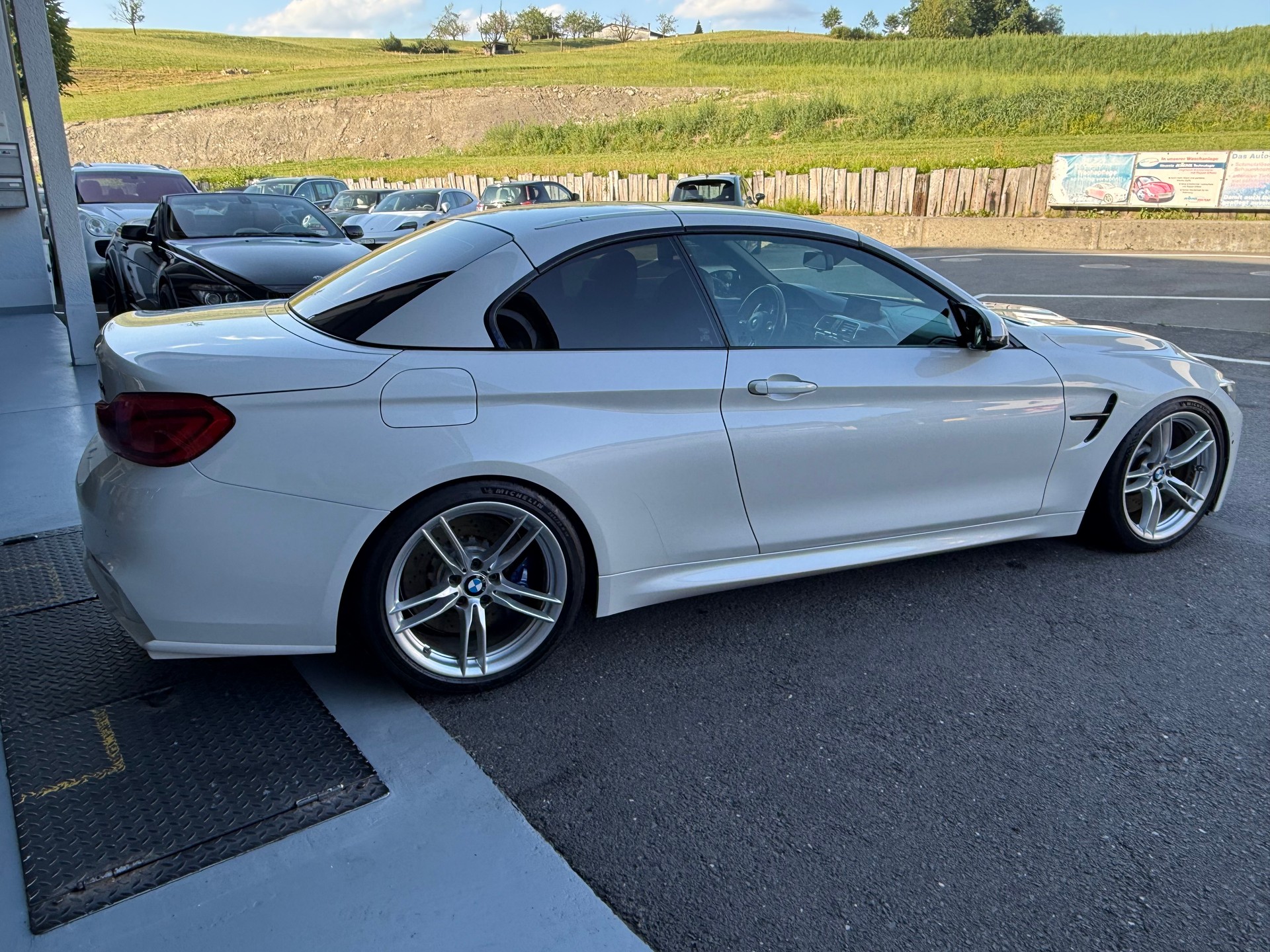 BMW M4 Cabriolet Competition DKG-image-11