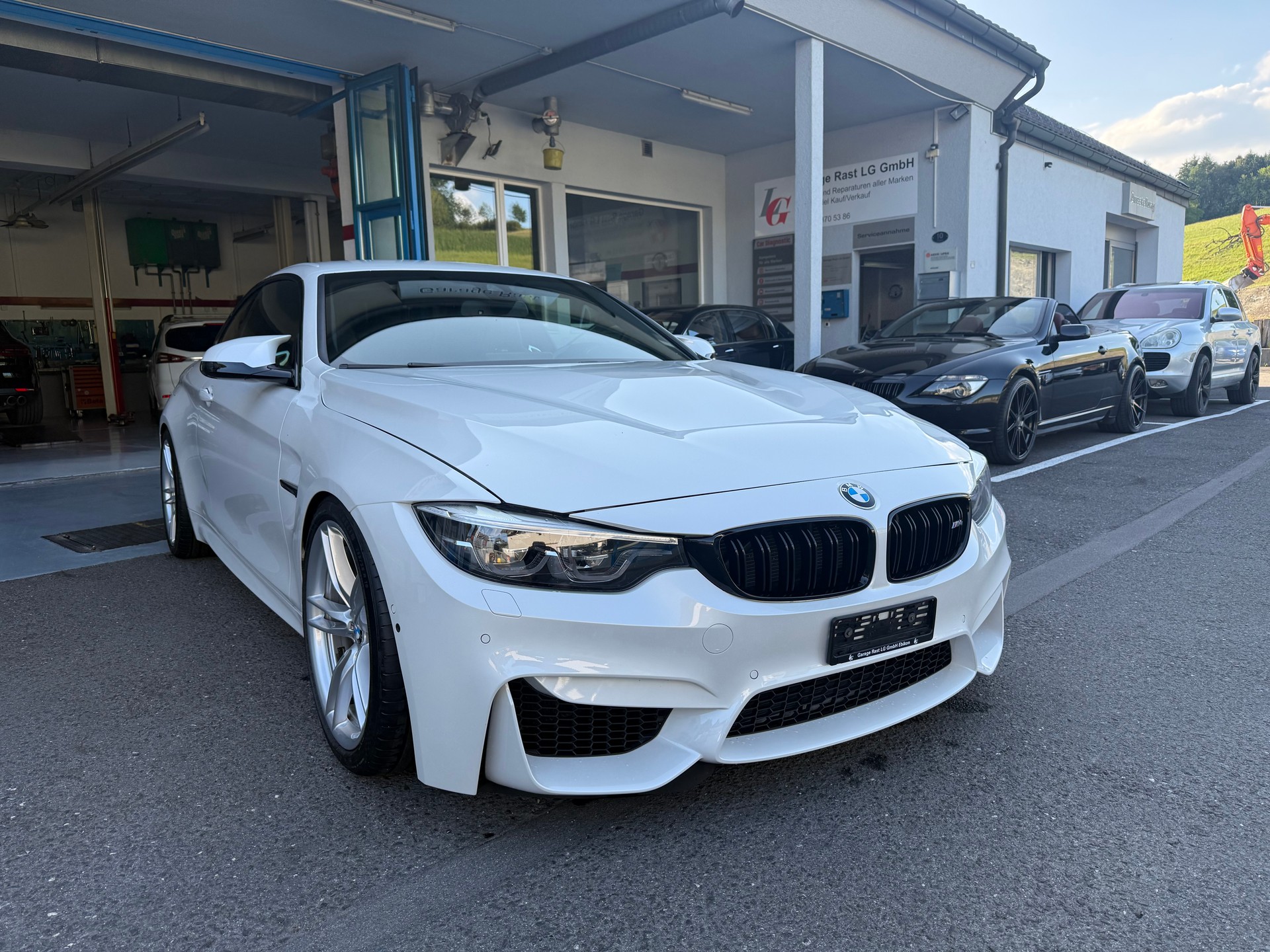 BMW M4 Cabriolet Competition DKG-image-0
