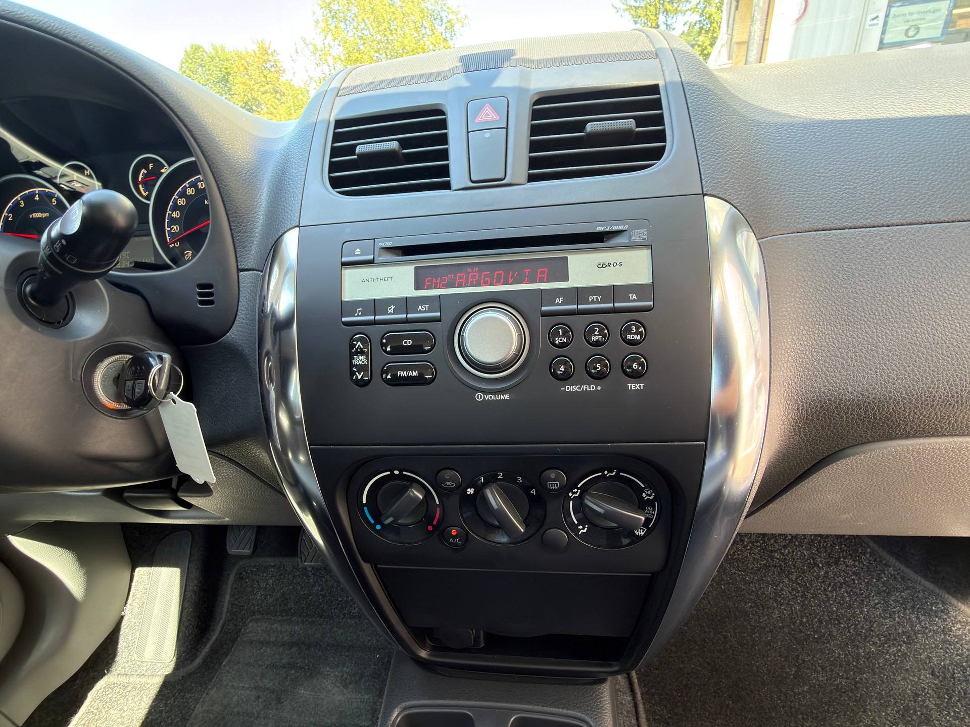 SUZUKI SX4 1.6 16V GL 4WD-image-7