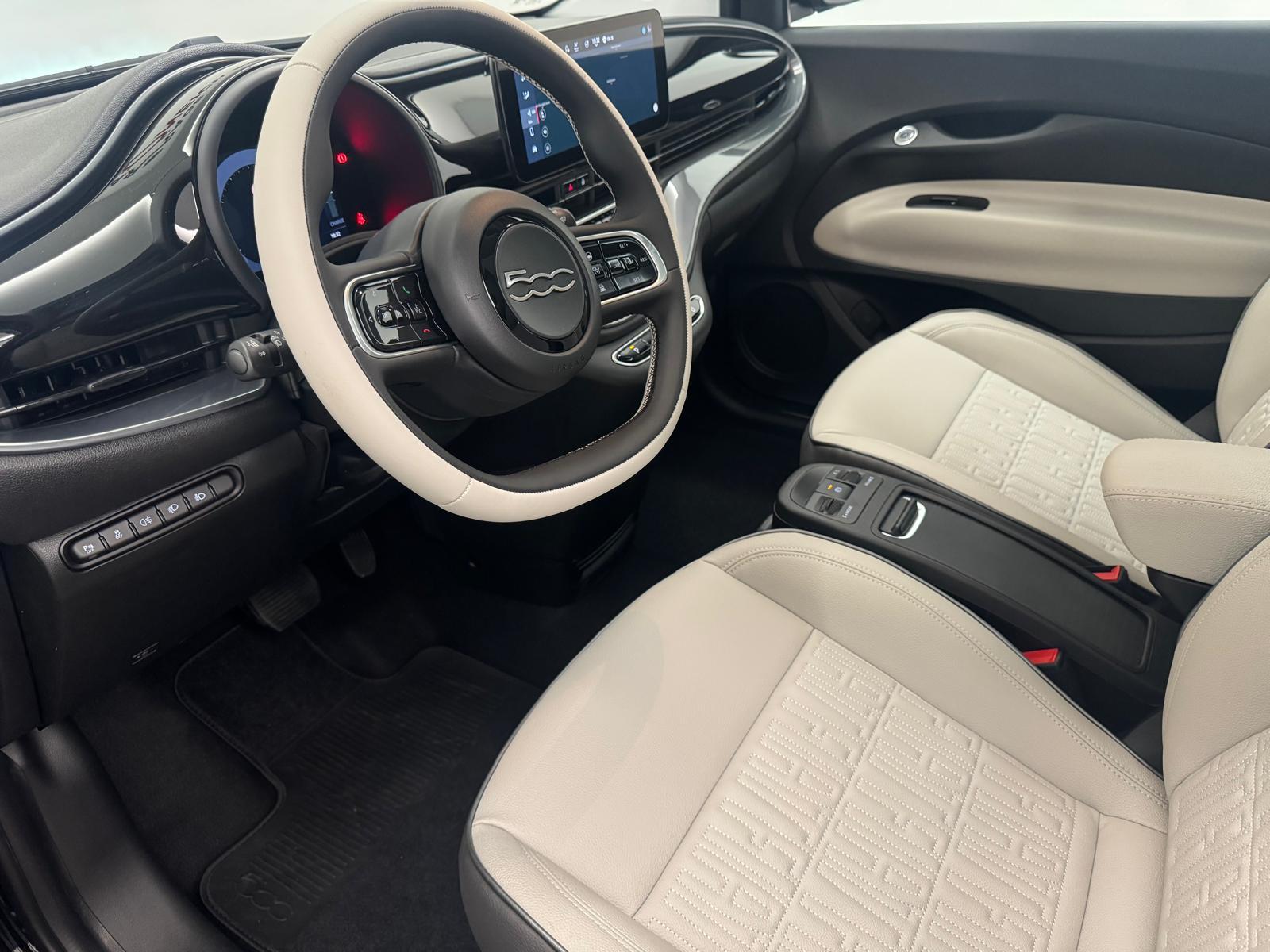 FIAT 500 La Prima-image-11