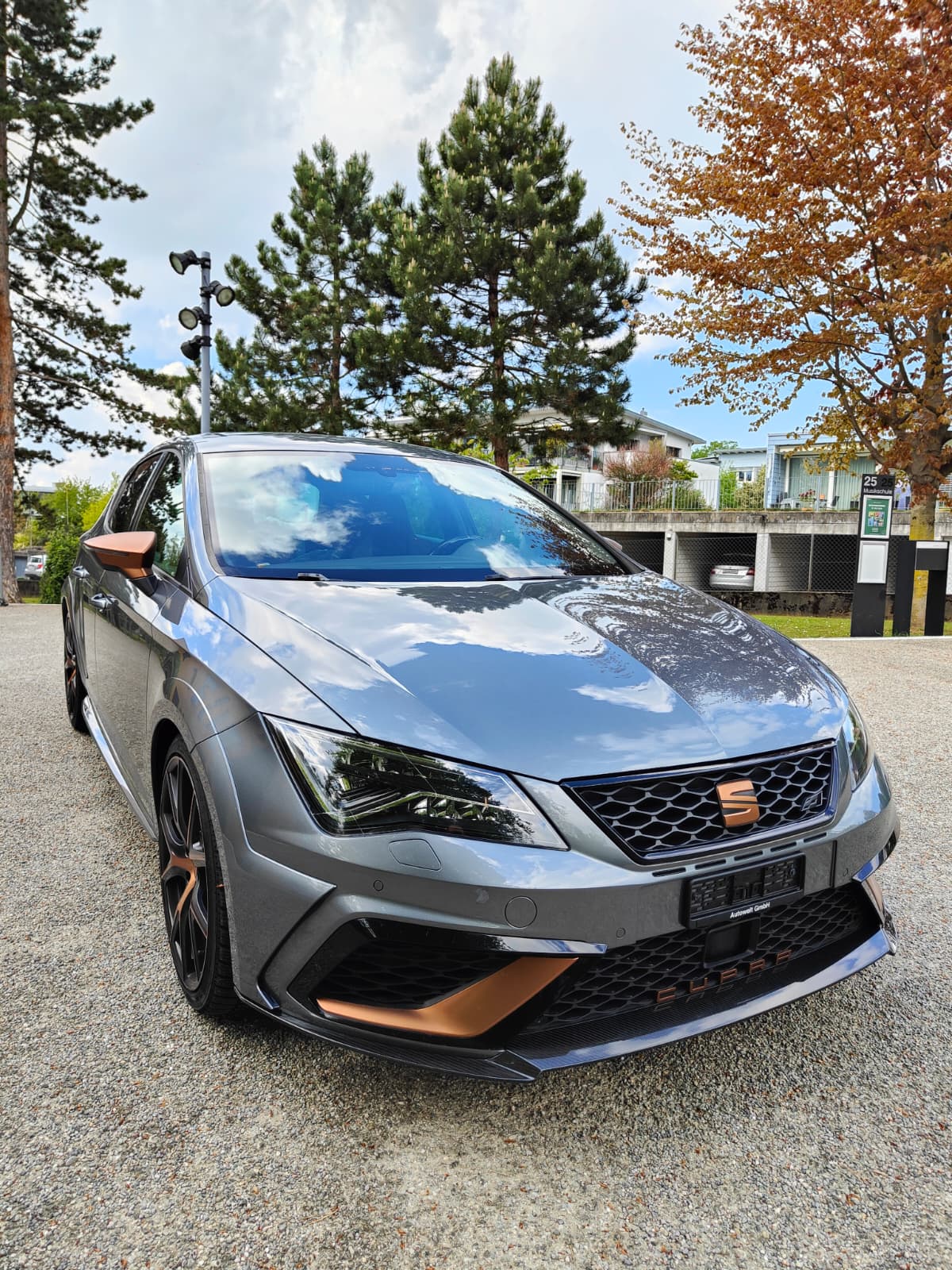 SEAT Leon 2.0 TSI Cupra R DSG-image-9