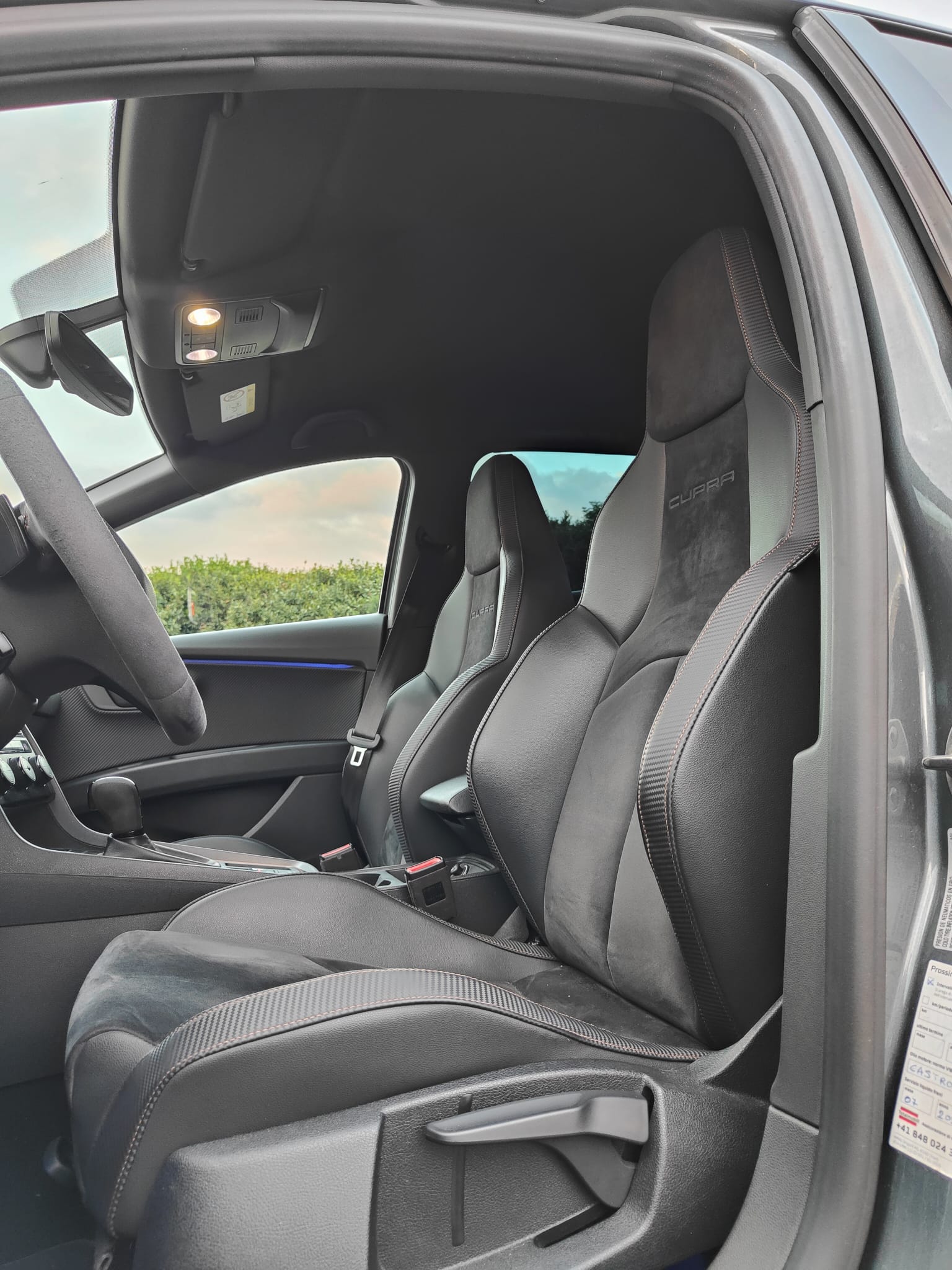 SEAT Leon 2.0 TSI Cupra R DSG-image-13
