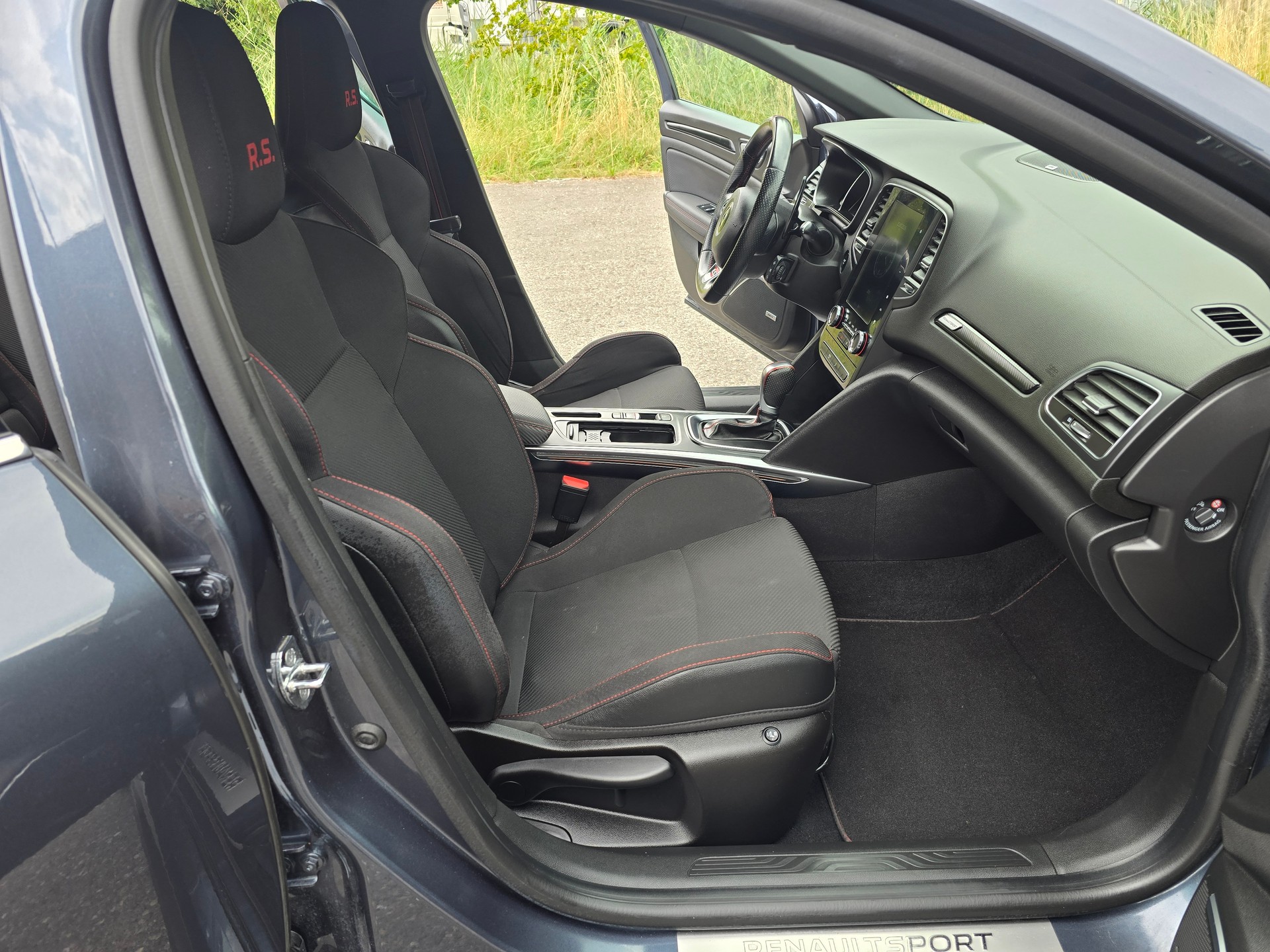 RENAULT Mégane RS 280 EDC-image-14