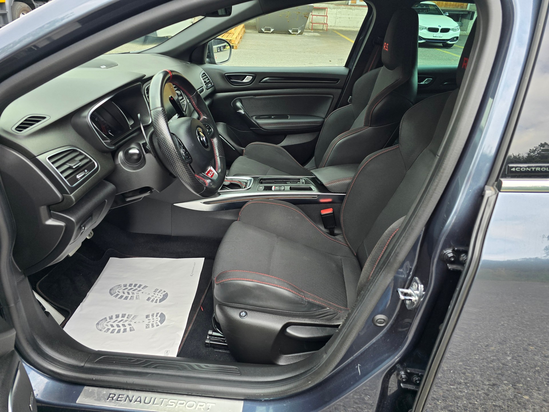 RENAULT Mégane RS 280 EDC-image-9