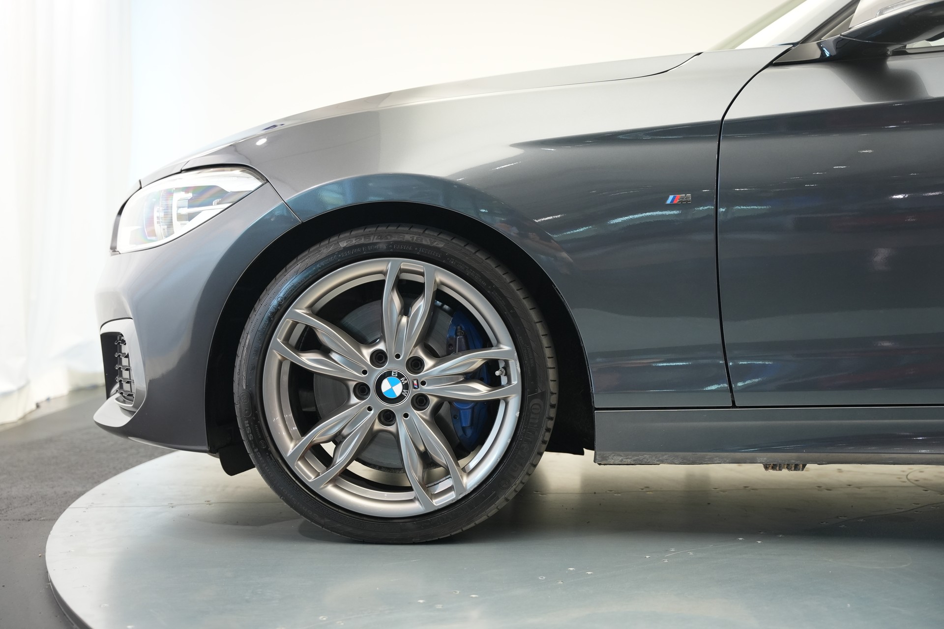 BMW M140i xDrive Steptronic *CH-Fahrzeug*-image-32