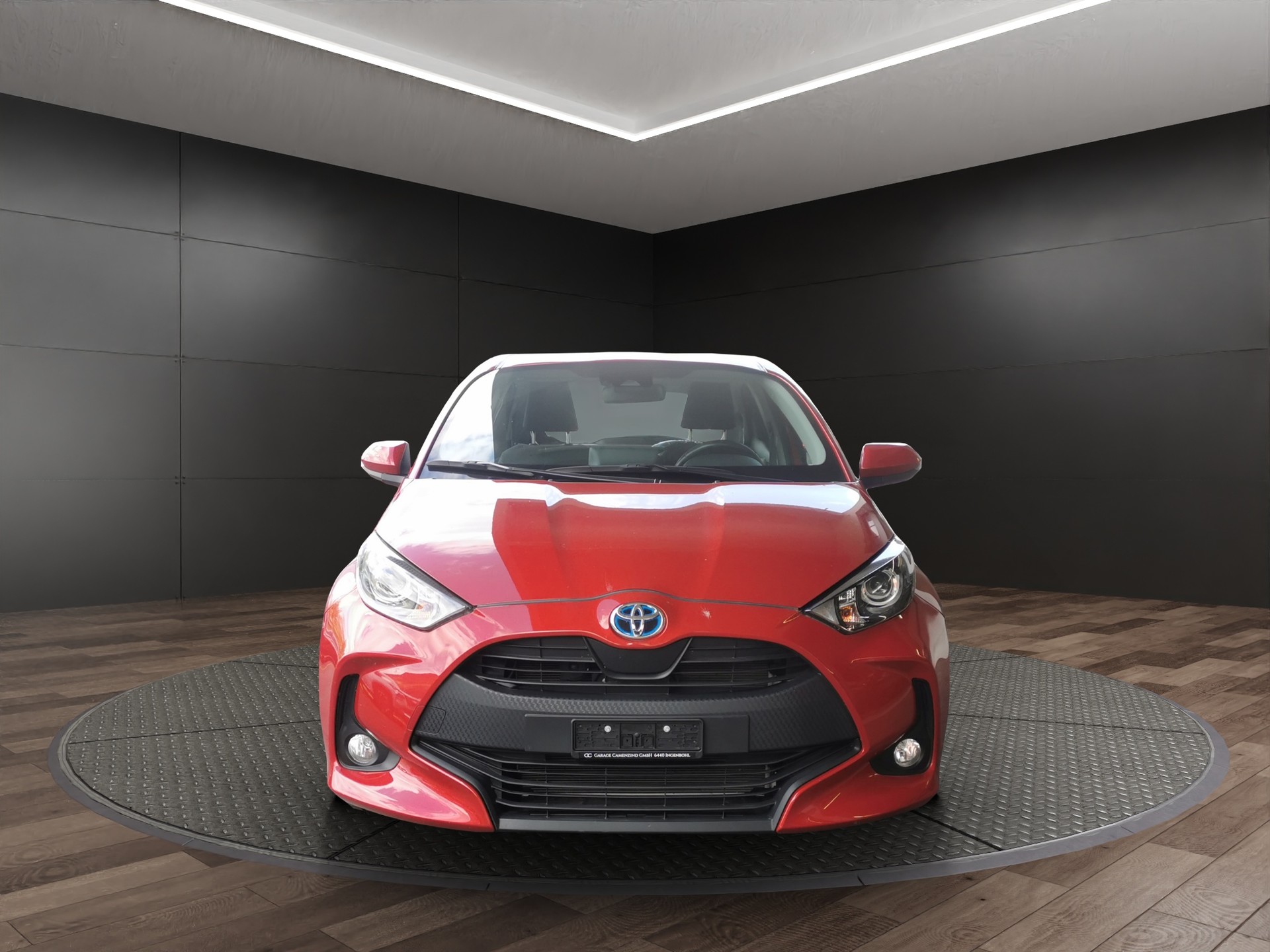 TOYOTA Yaris 1.5 Active e-CVT-image-2