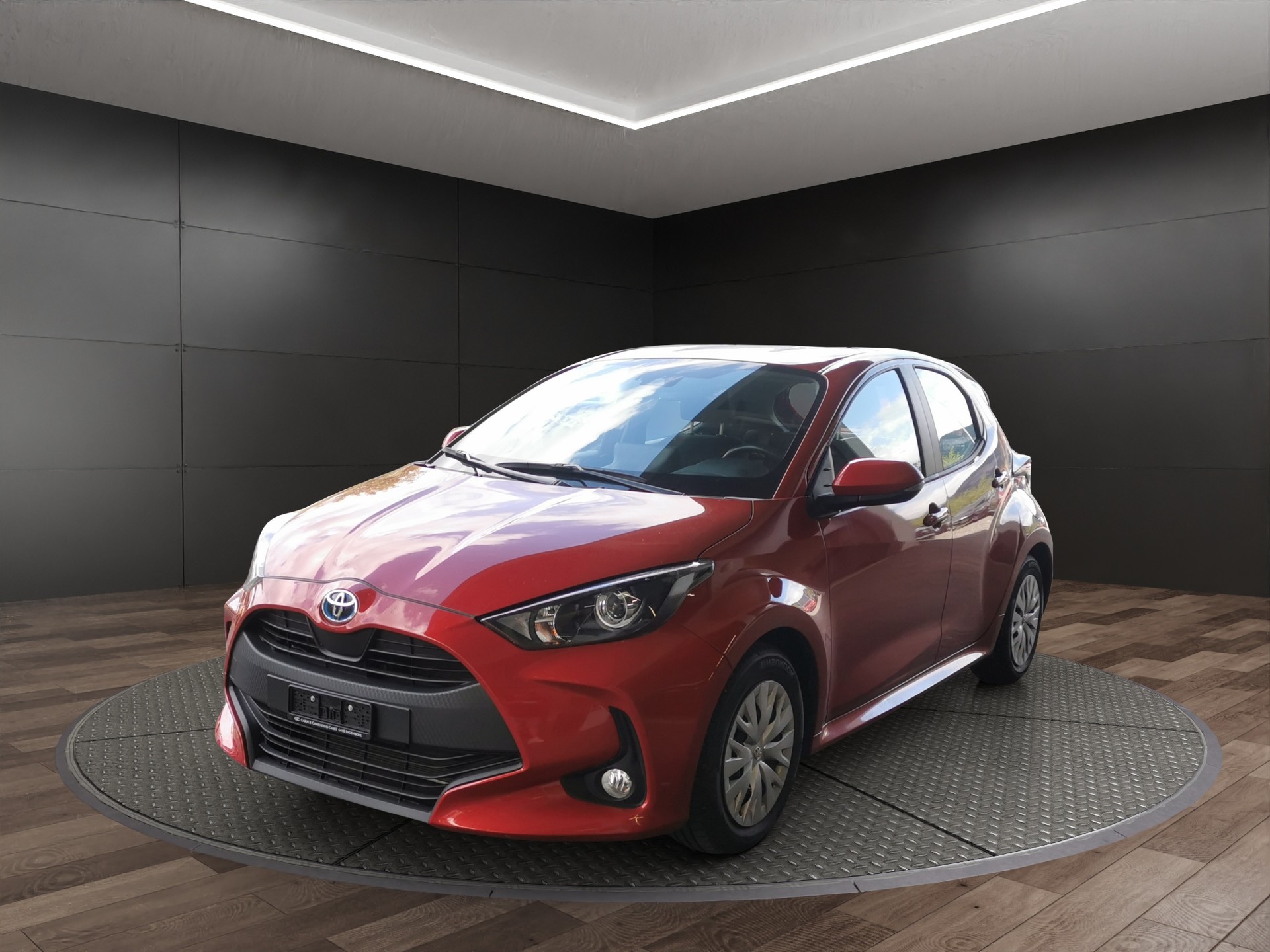 TOYOTA Yaris 1.5 Active e-CVT-image-1