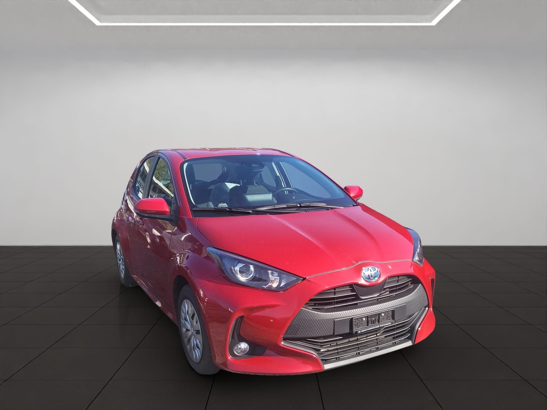 TOYOTA Yaris 1.5 Active e-CVT-image-0