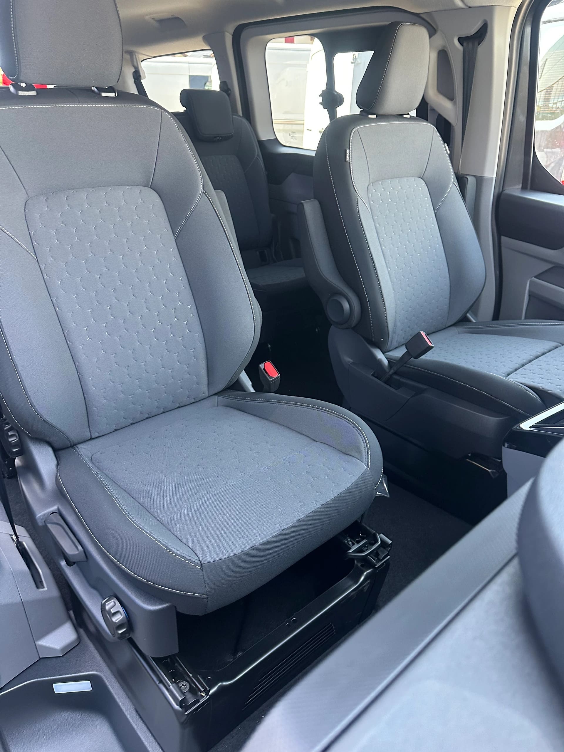 FORD Transit C combi 320 L1 2.0 Eco Limited/170CV/Aut.-image-14