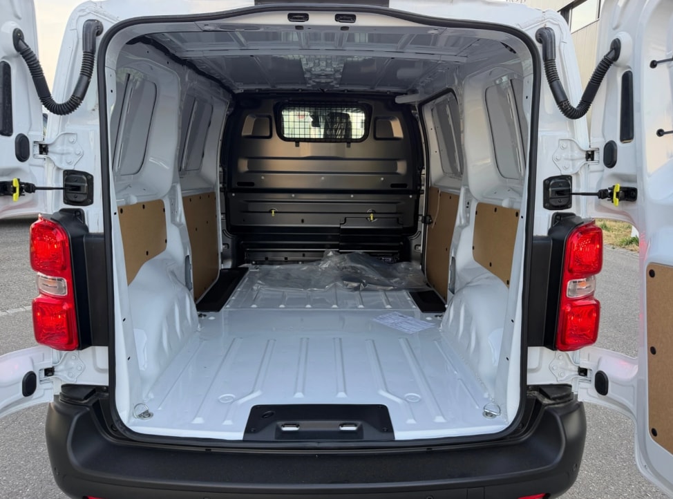 FIAT E-Scudo 75kWh L2-image-5