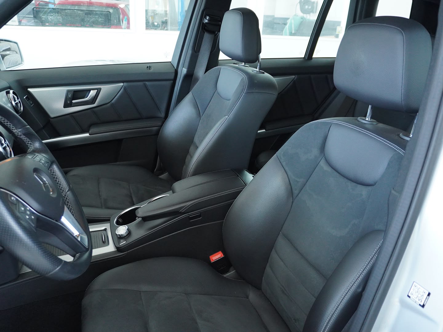 MERCEDES-BENZ GLK 220 BlueTEC 4Matic 7G-Tronic-image-3