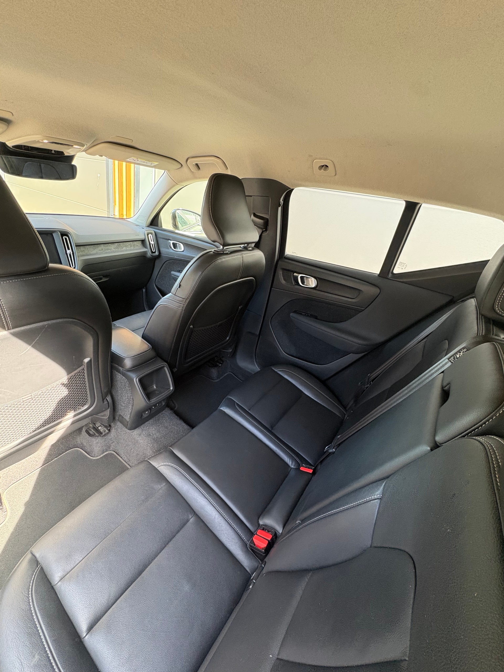VOLVO XC40 T3-image-6