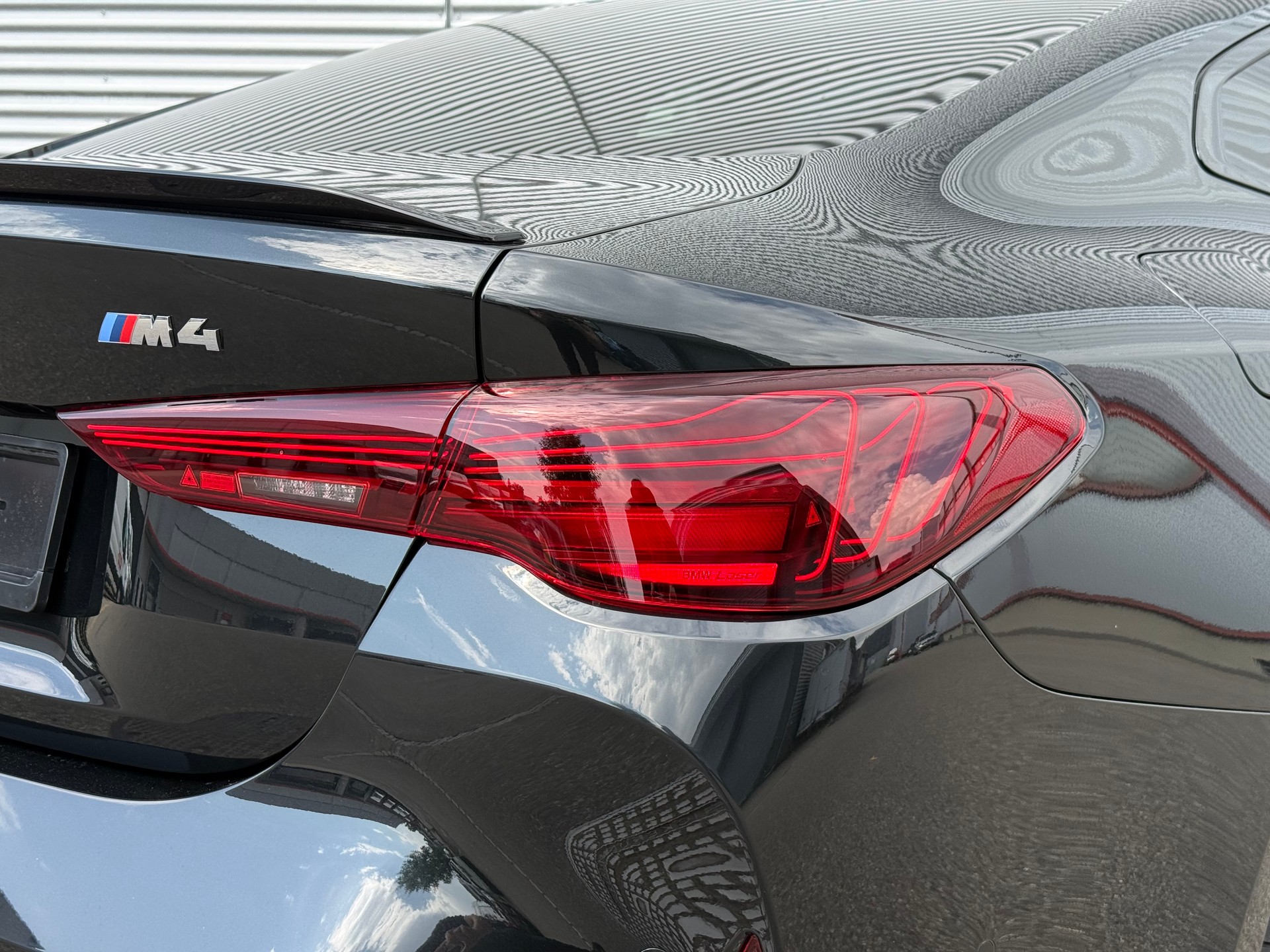 BMW M4 Coupé-image-4