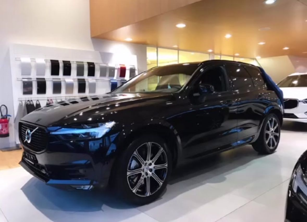 VOLVO 2.0 B5 MH R-Design AWD-image-0