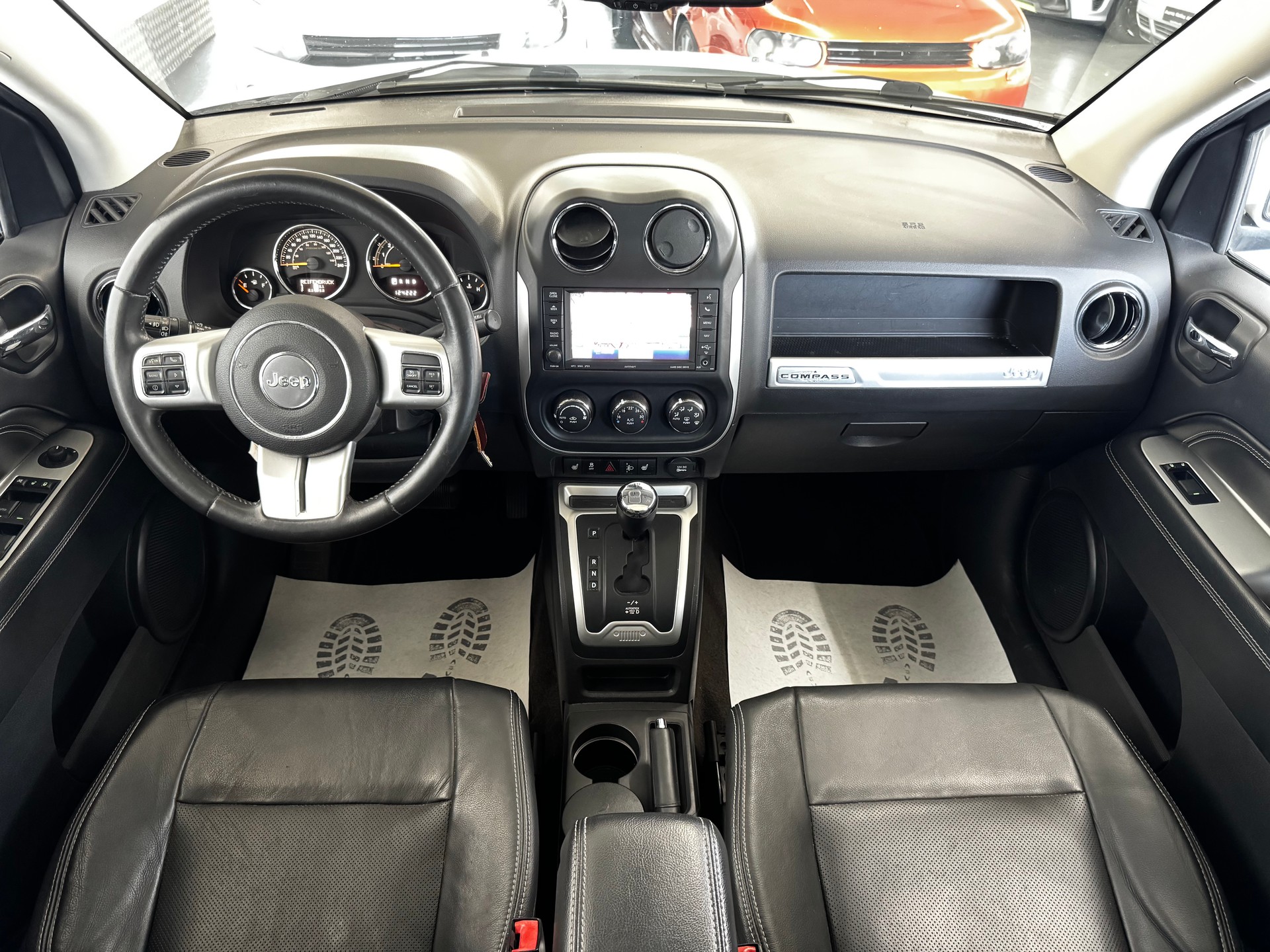 JEEP Compass 2.4 Limited Automatic-image-16