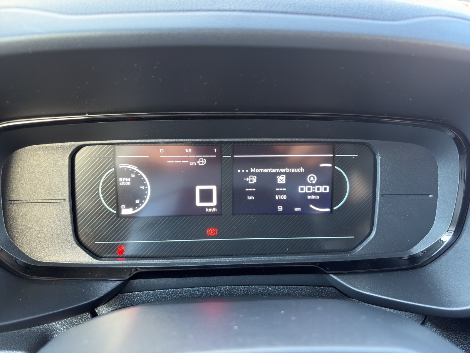 TOYOTA PROACE CITY Van L1 1.2 Active-image-13