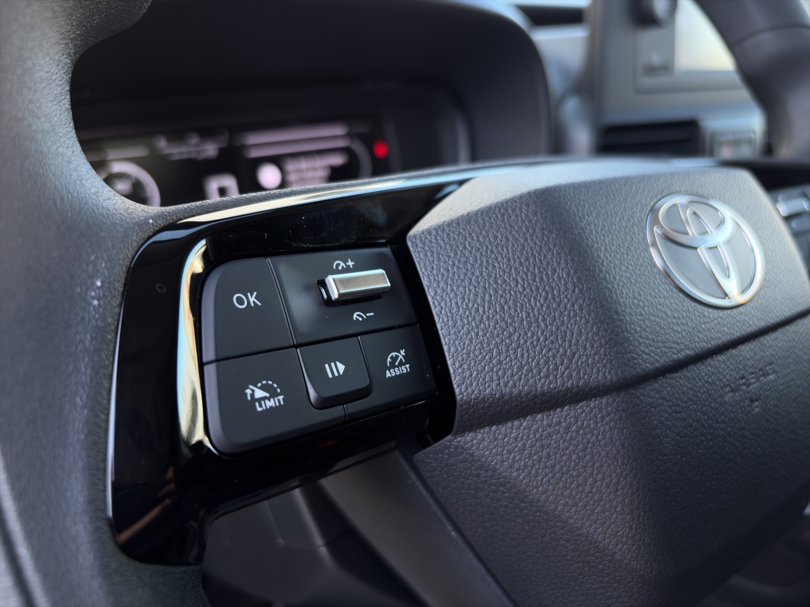 TOYOTA PROACE CITY Van L1 1.2 Active-image-18