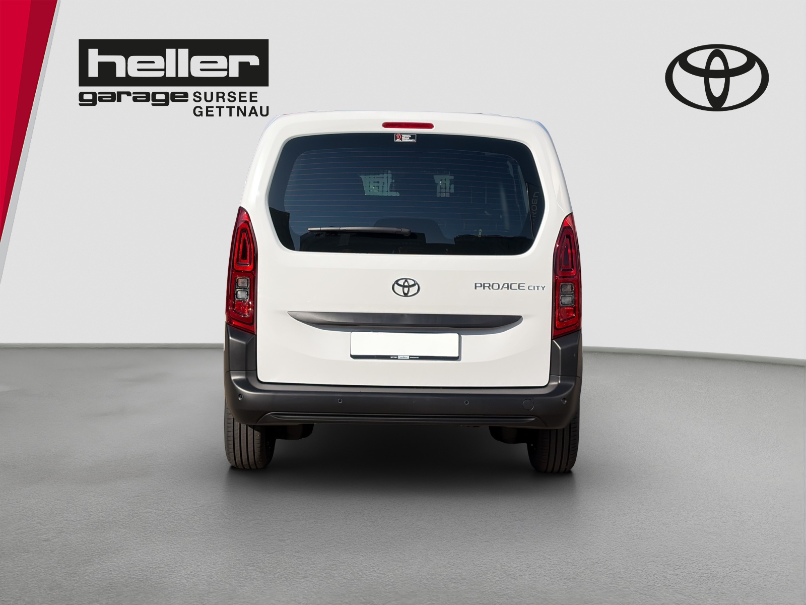TOYOTA PROACE CITY Van L1 1.2 Active-image-3