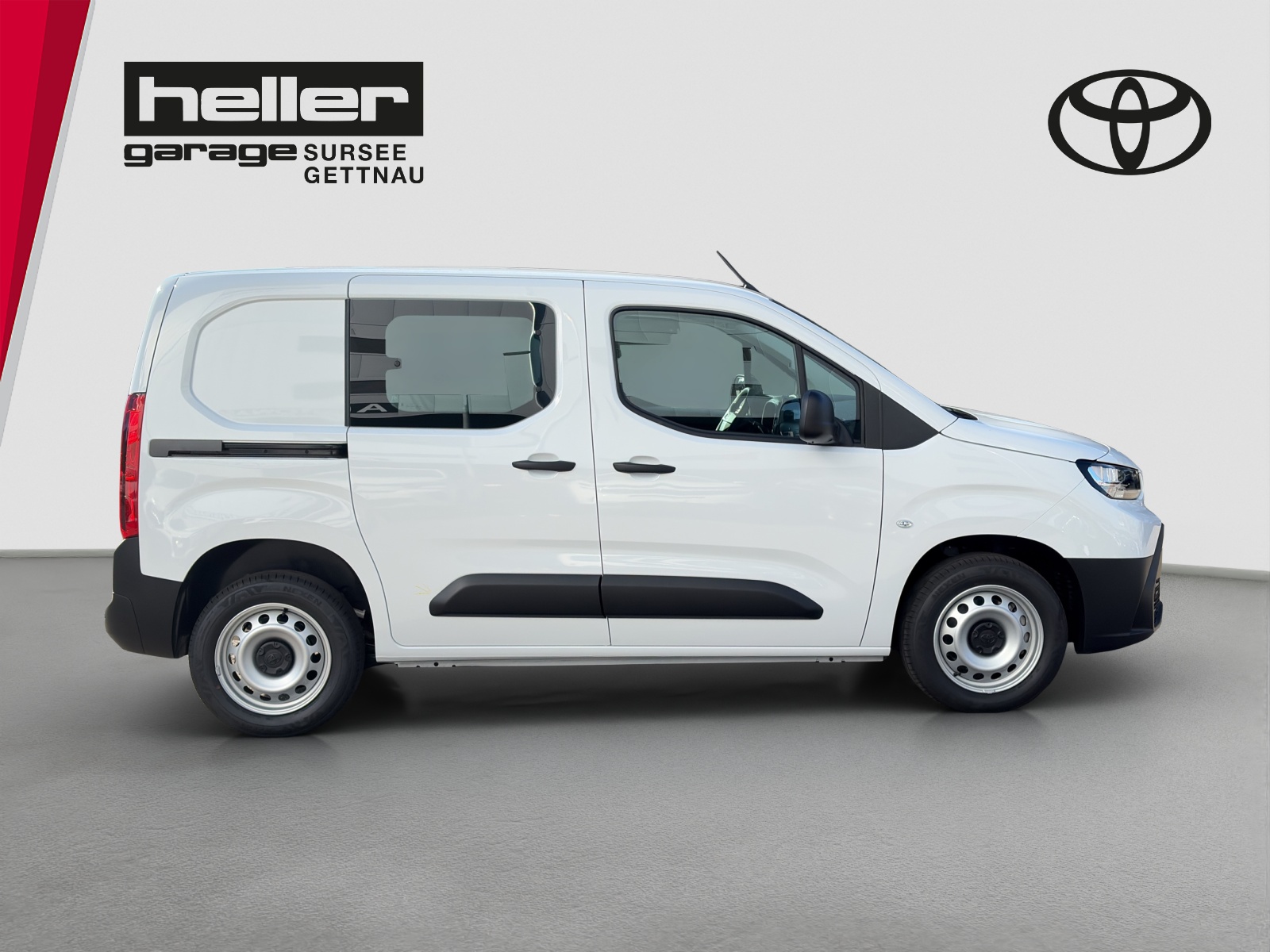 TOYOTA PROACE CITY Van L1 1.2 Active-image-5