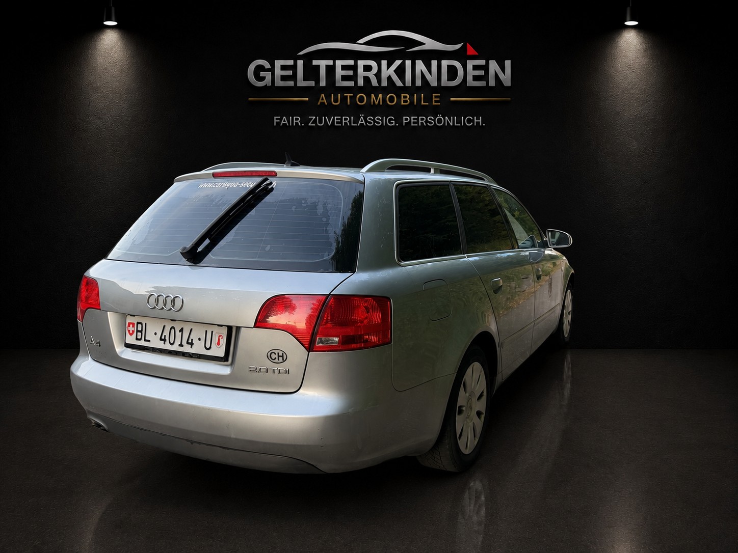 AUDI A4 Avant 2.0 TDI-image-2