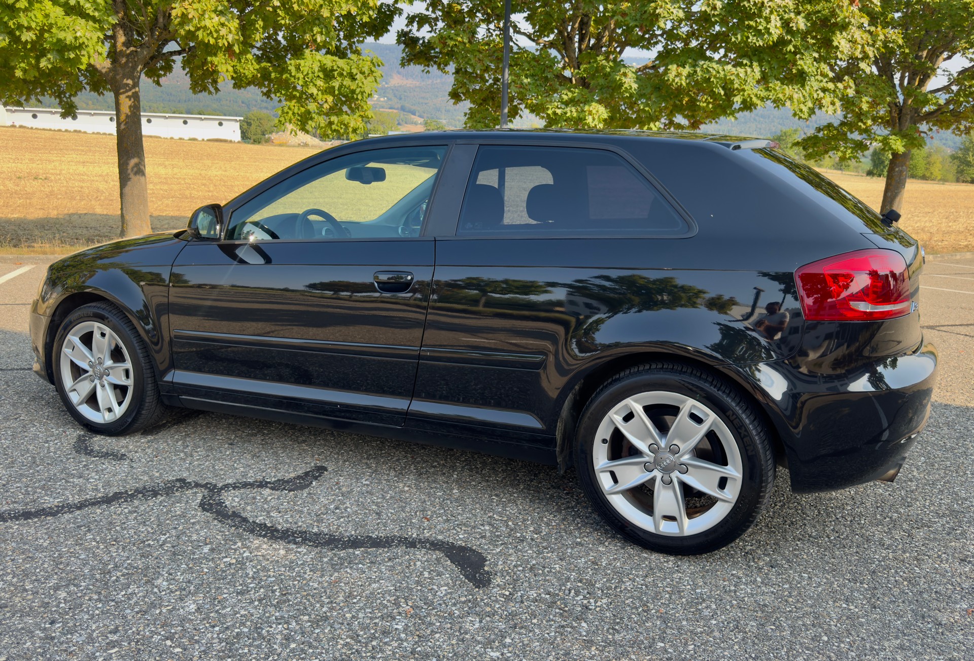 AUDI 1.8 T FSI Attraction quattro-image-1