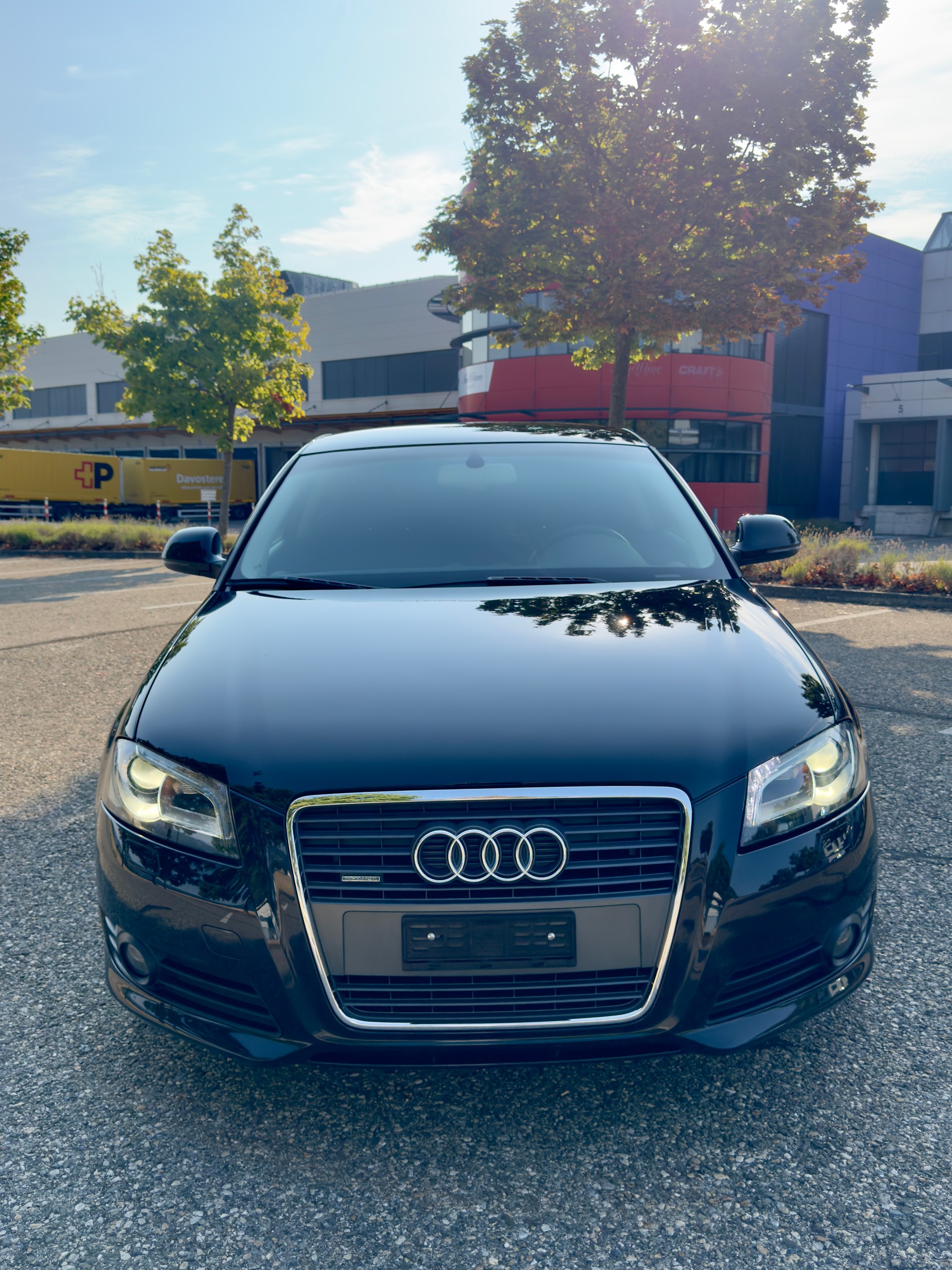 AUDI 1.8 T FSI Attraction quattro-image-2