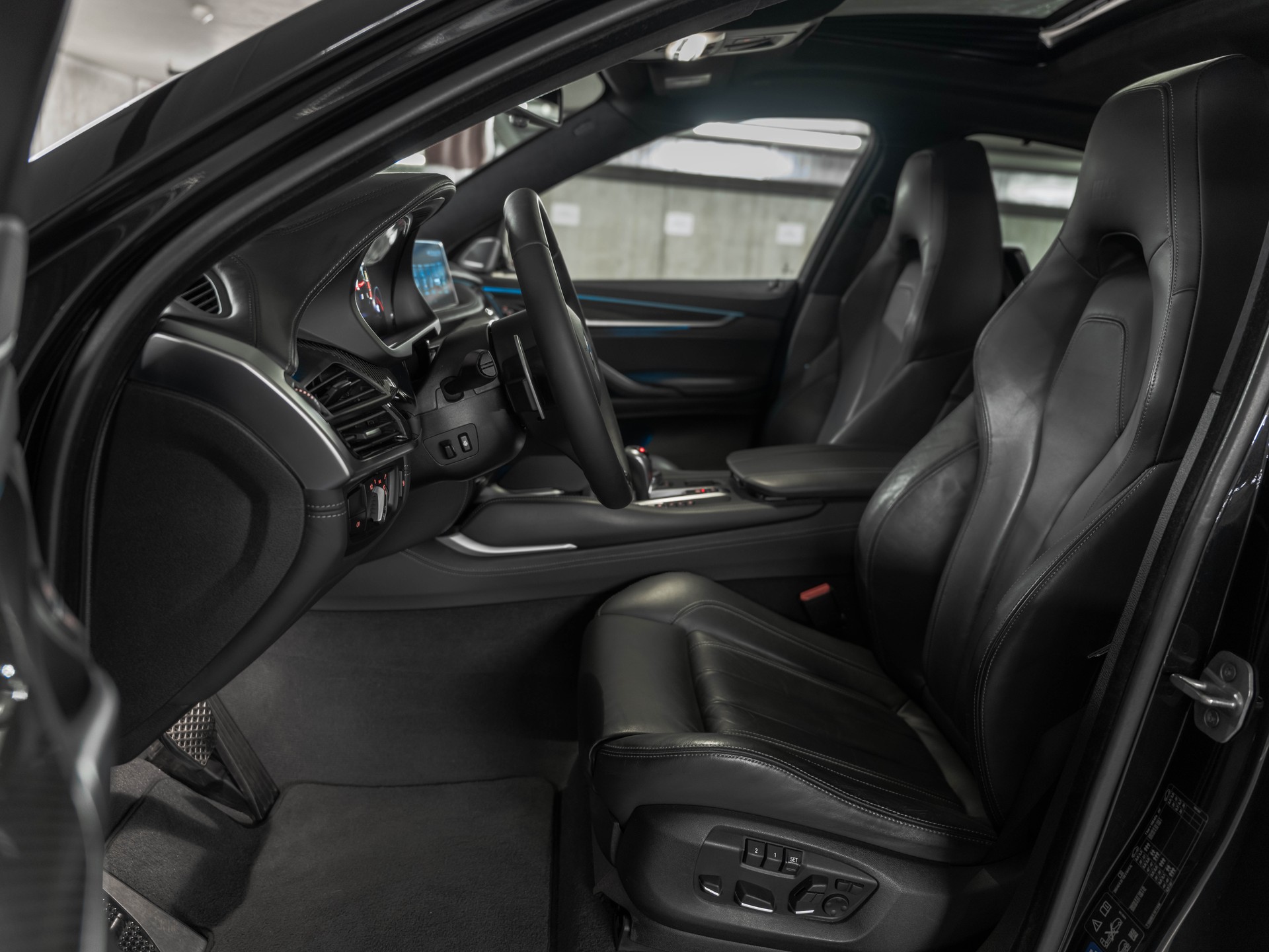 BMW X6M Steptronic-image-27
