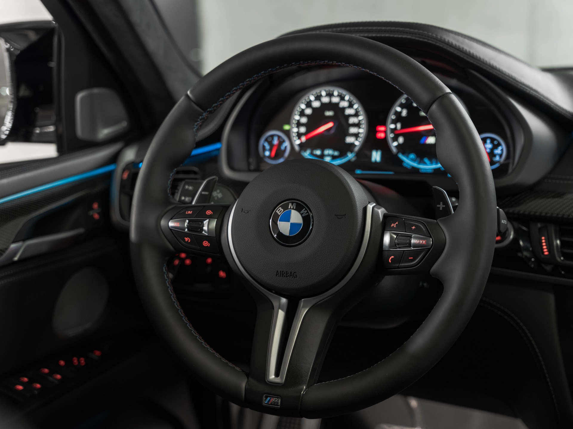BMW X6M Steptronic-image-20