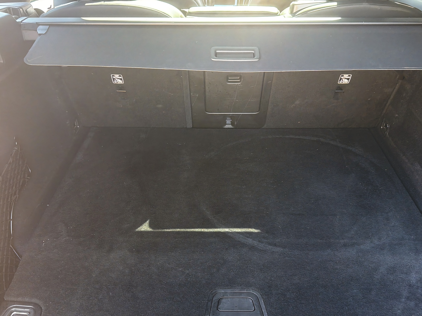 VOLVO XC60 2.0 T8 TE XCENTRIC Black Edition eAWD-image-19