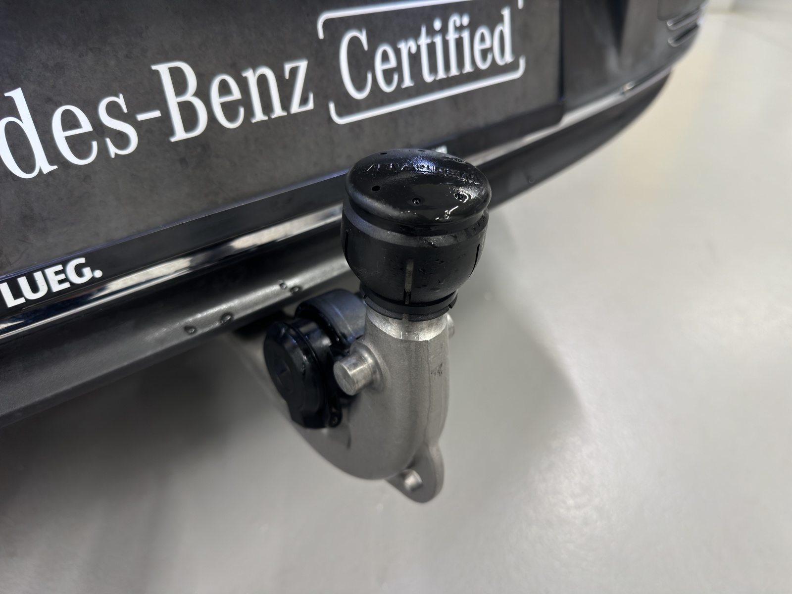 MERCEDES-BENZ EQA 300 4Matic-image-15