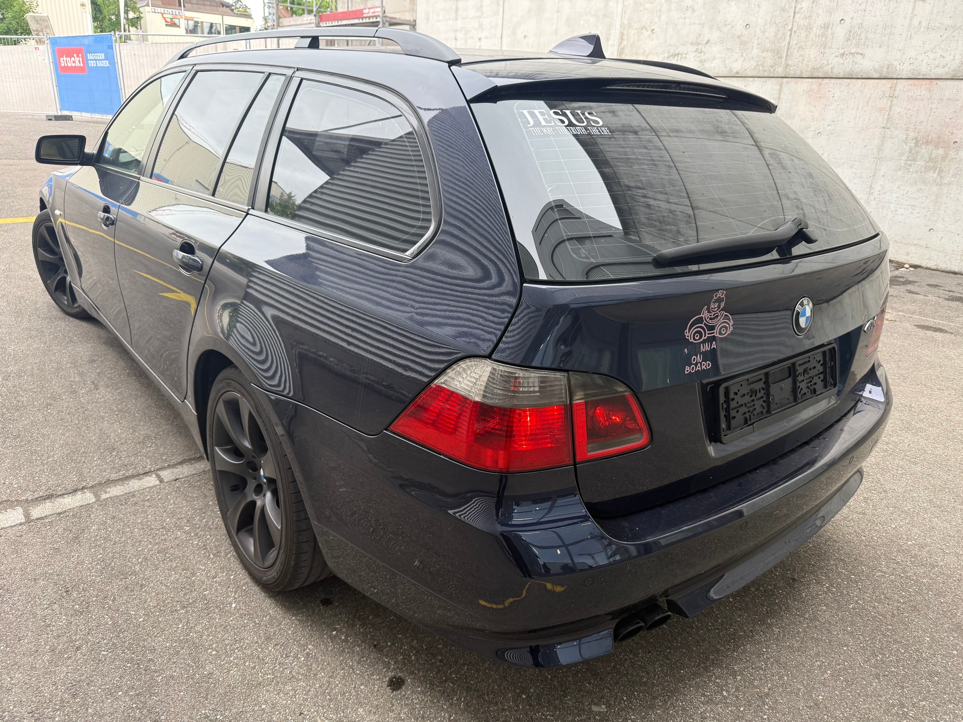 BMW 530d Touring-image-3