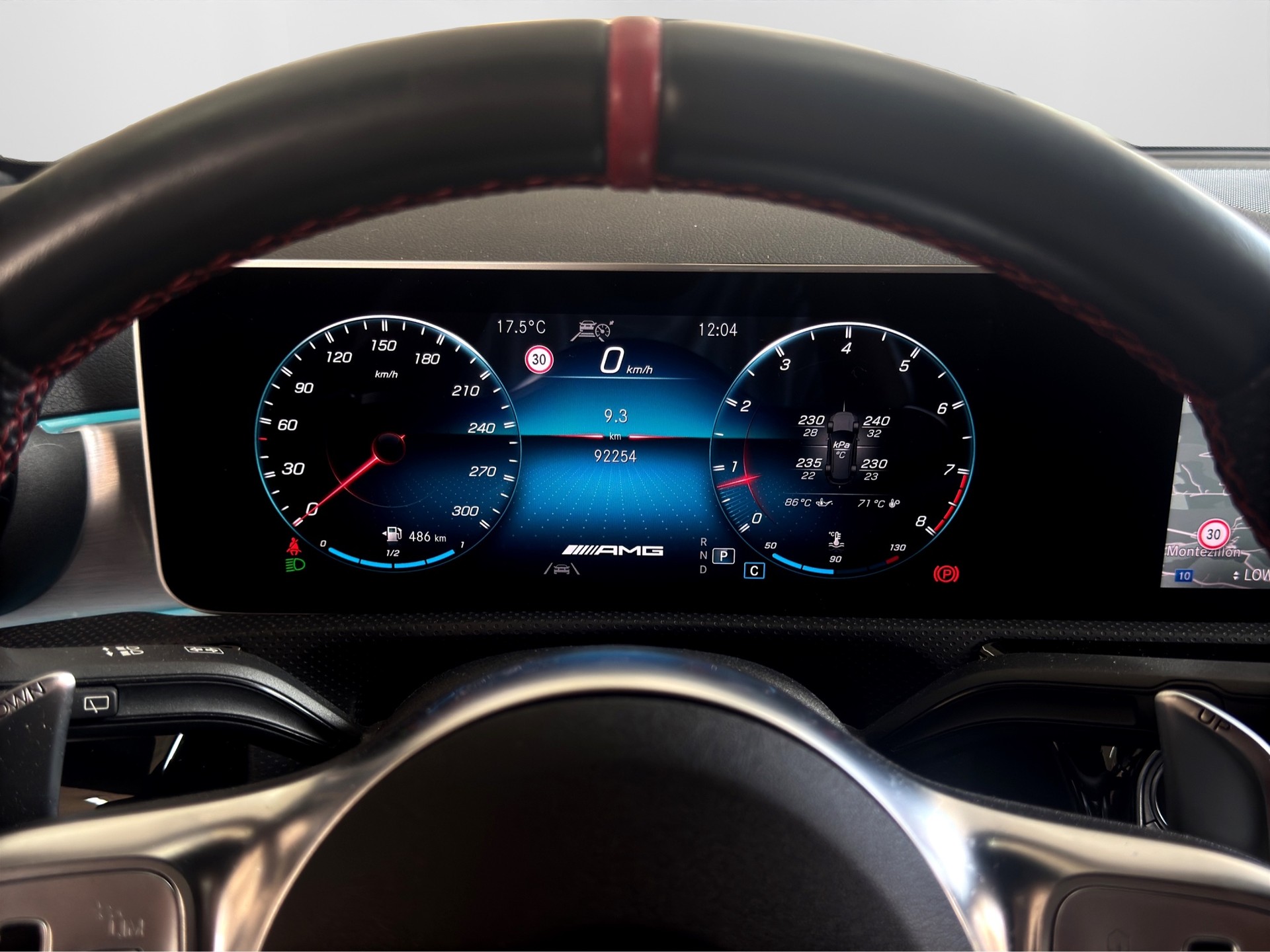 MERCEDES-BENZ CLA Shooting Brake 45 AMG 4Matic+ 8G-DCT-image-13