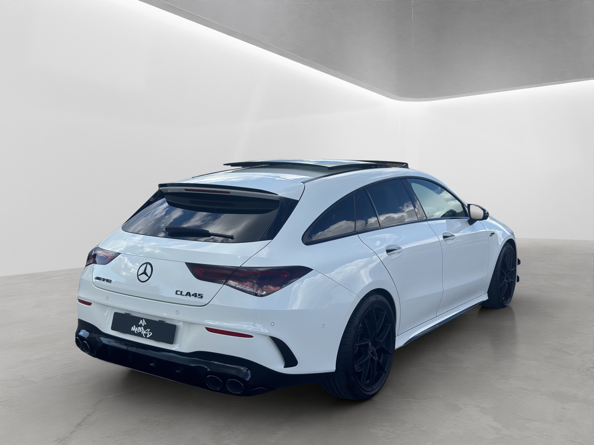 MERCEDES-BENZ CLA Shooting Brake 45 AMG 4Matic+ 8G-DCT-image-3