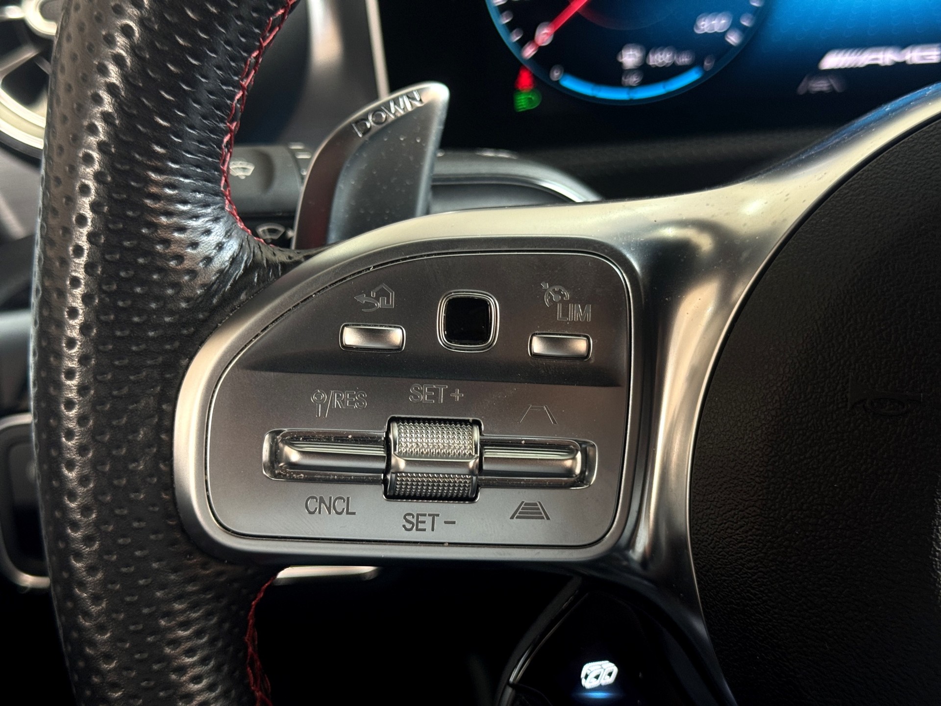 MERCEDES-BENZ CLA Shooting Brake 45 AMG 4Matic+ 8G-DCT-image-22