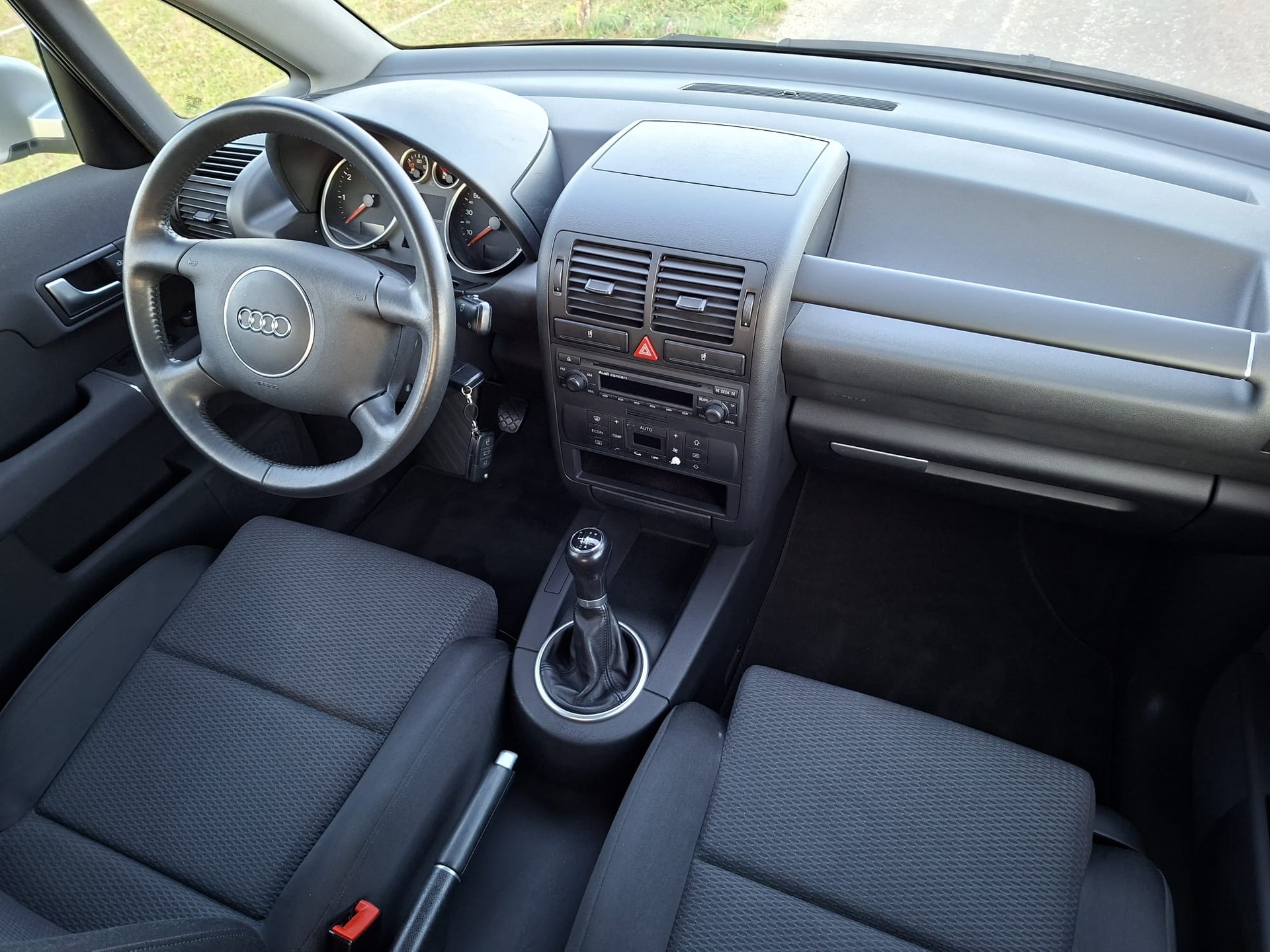 AUDI A2 1.4-image-9