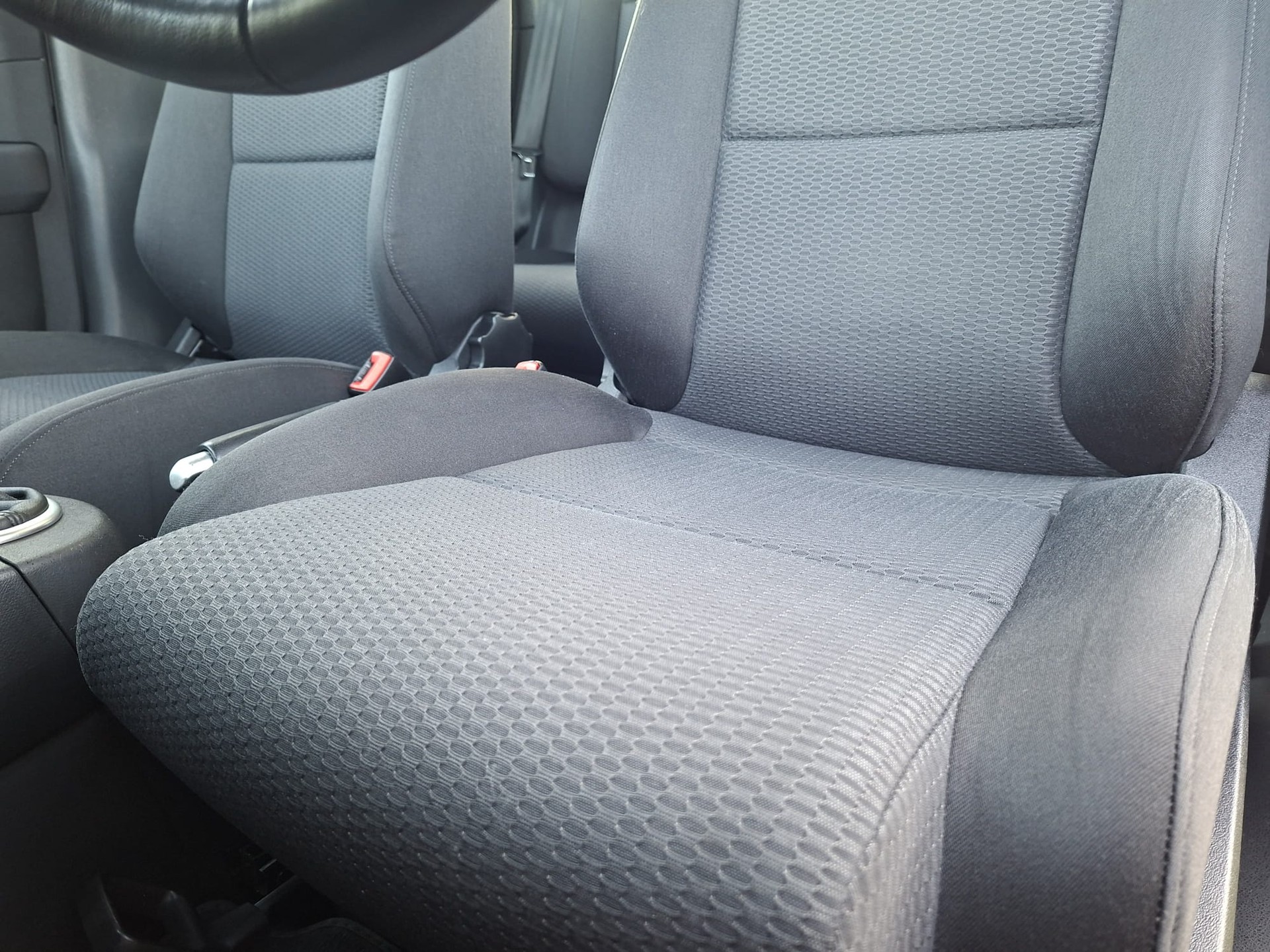 AUDI A2 1.4-image-13