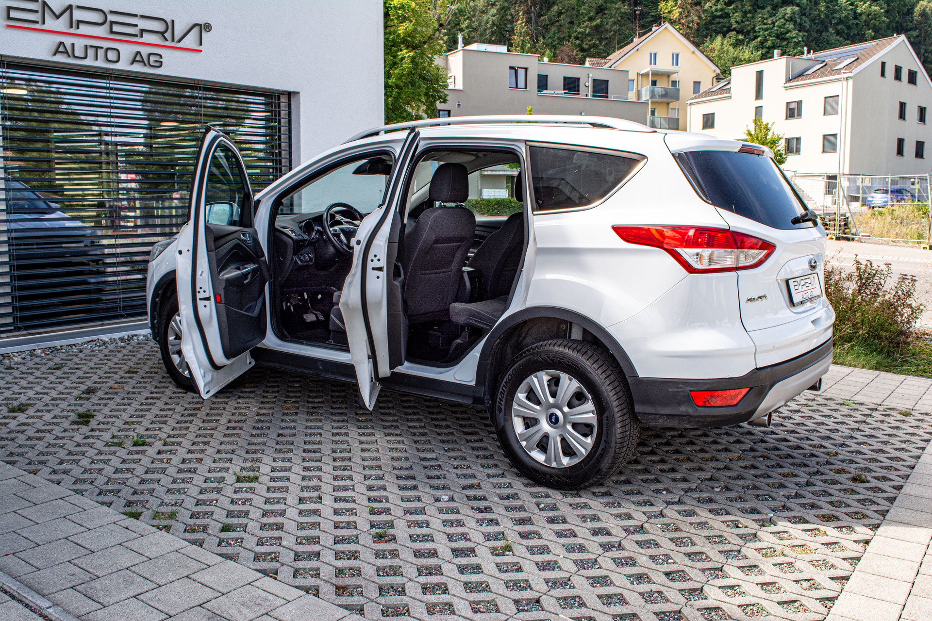 FORD Kuga 2.0 TDCi Titanium S 4WD PowerShift-image-9