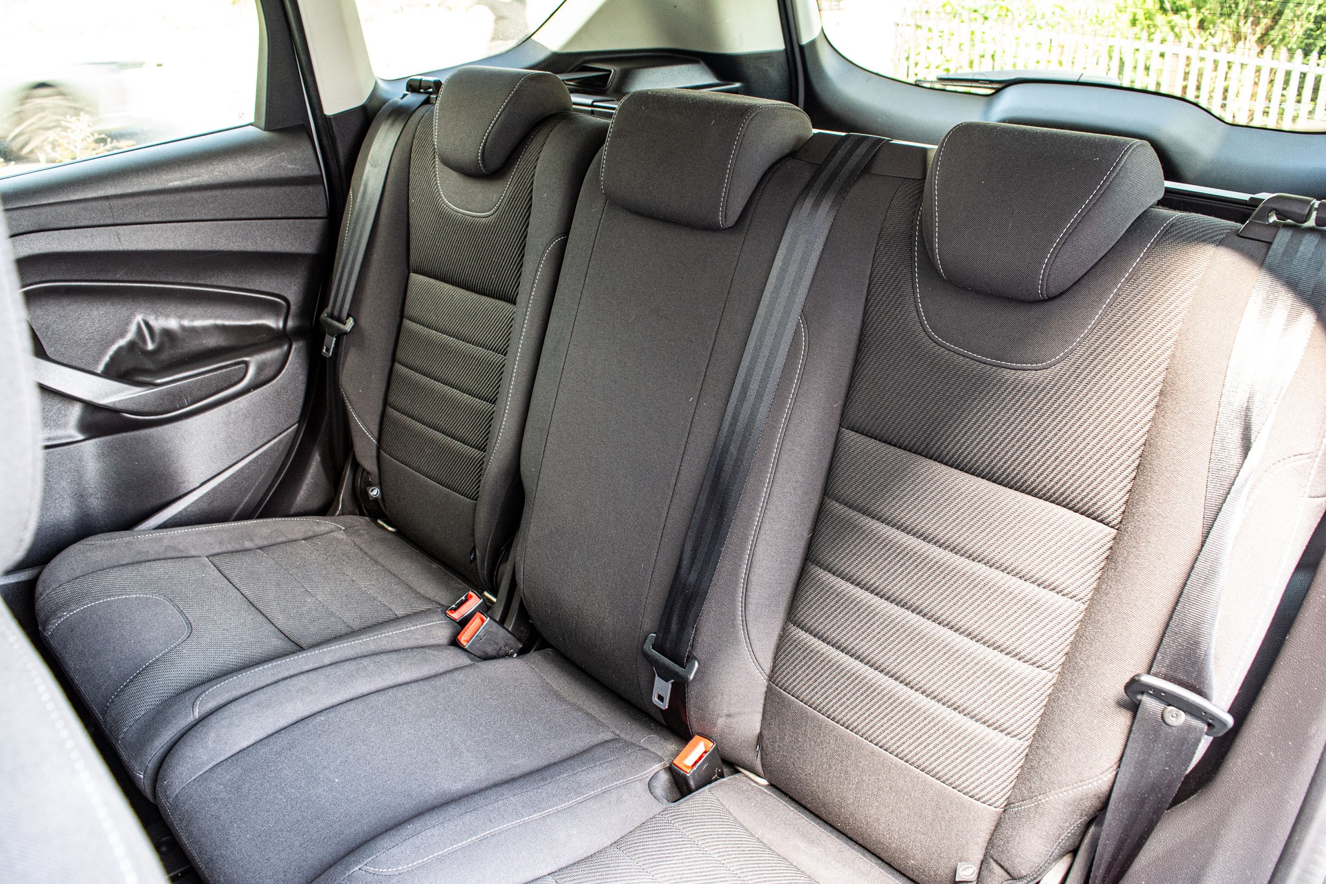 FORD Kuga 2.0 TDCi Titanium S 4WD PowerShift-image-13