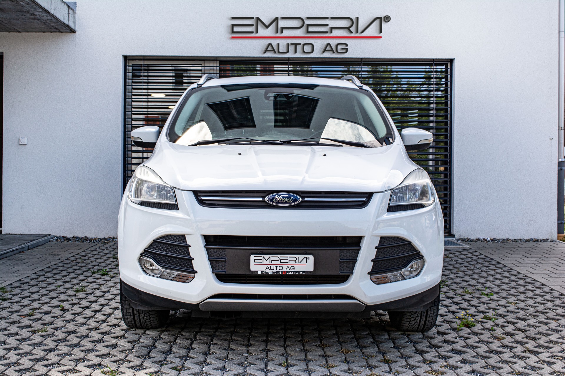 FORD Kuga 2.0 TDCi Titanium S 4WD PowerShift-image-3