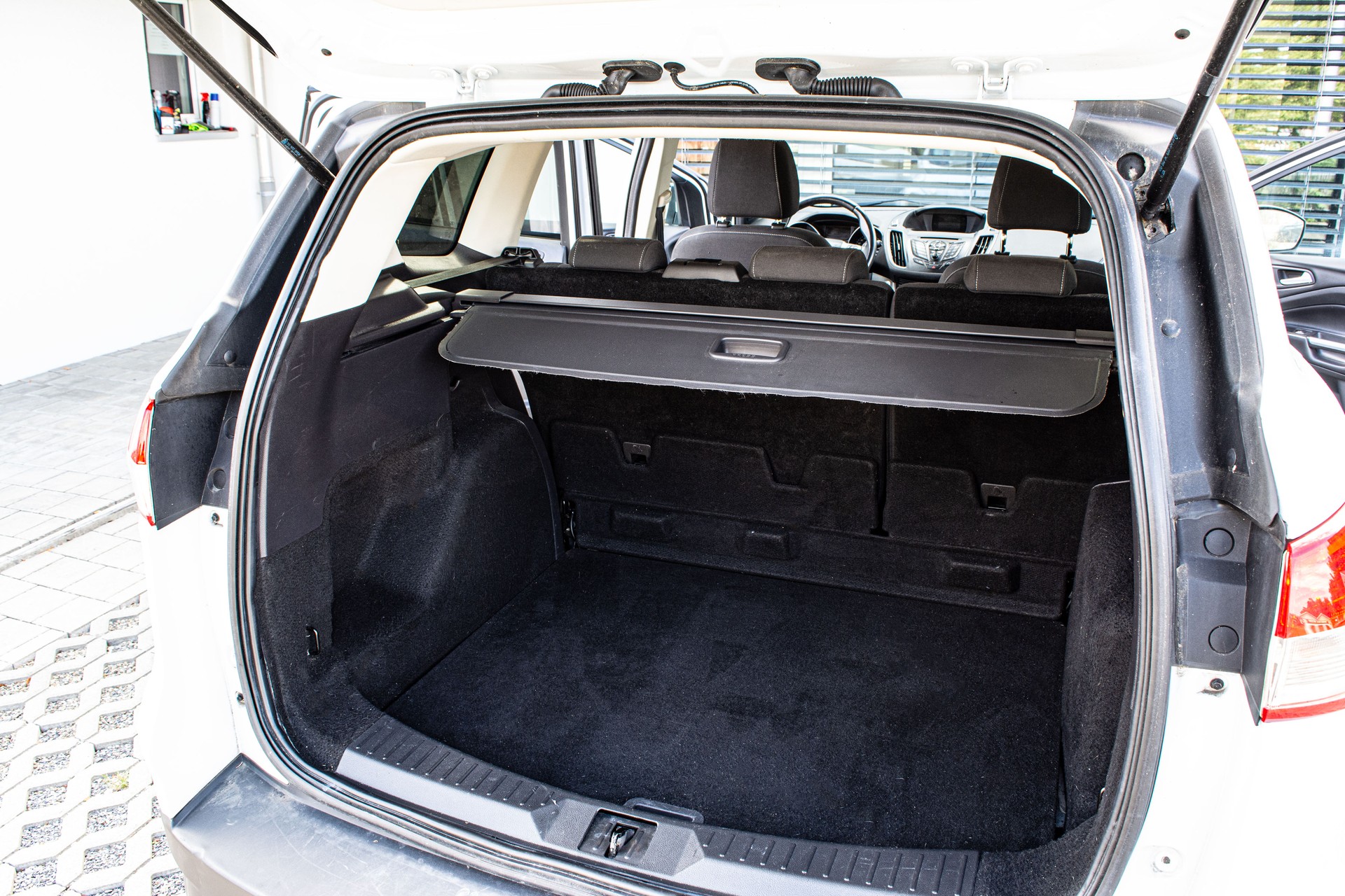FORD Kuga 2.0 TDCi Titanium S 4WD PowerShift-image-15