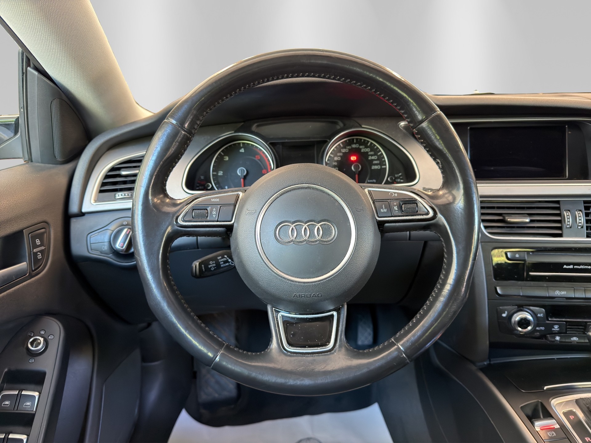 AUDI A5 Sportback 2.0 TDI quattro S-tronic-image-9